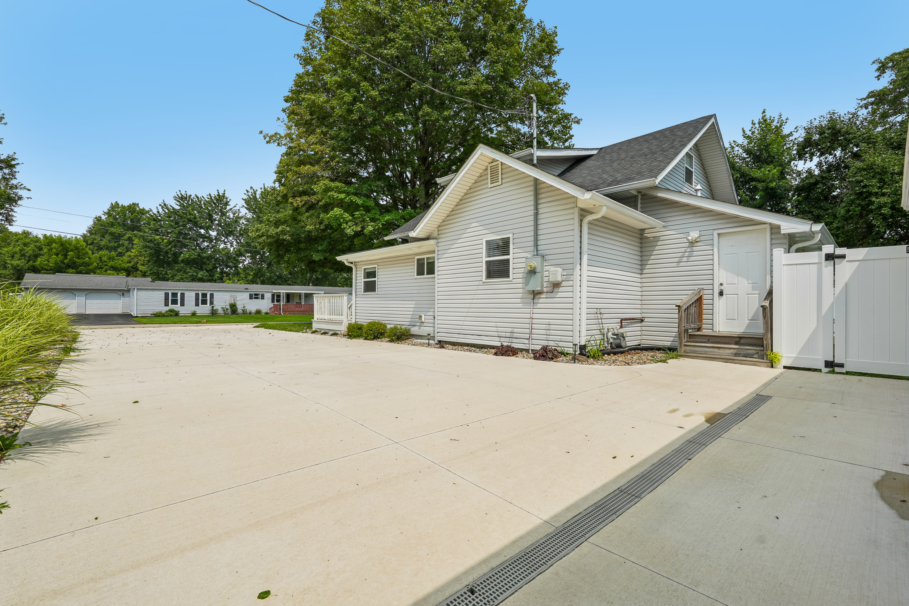 Photo 49 of 51 of 205 N Washington St, Arcadia, IN