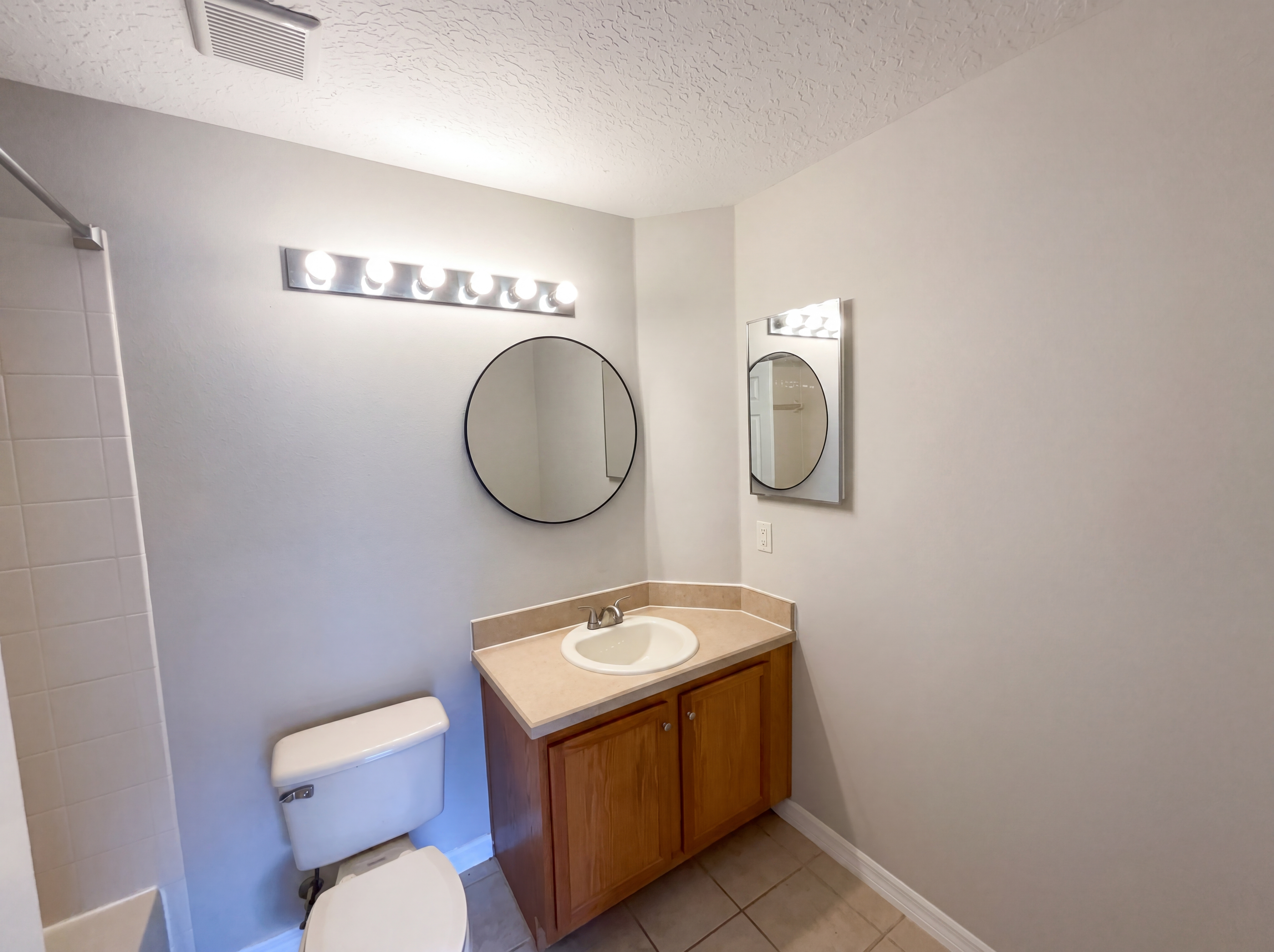 Photo 13 of 34 of 3028 Samosa Hill Cir, Clermont, FL