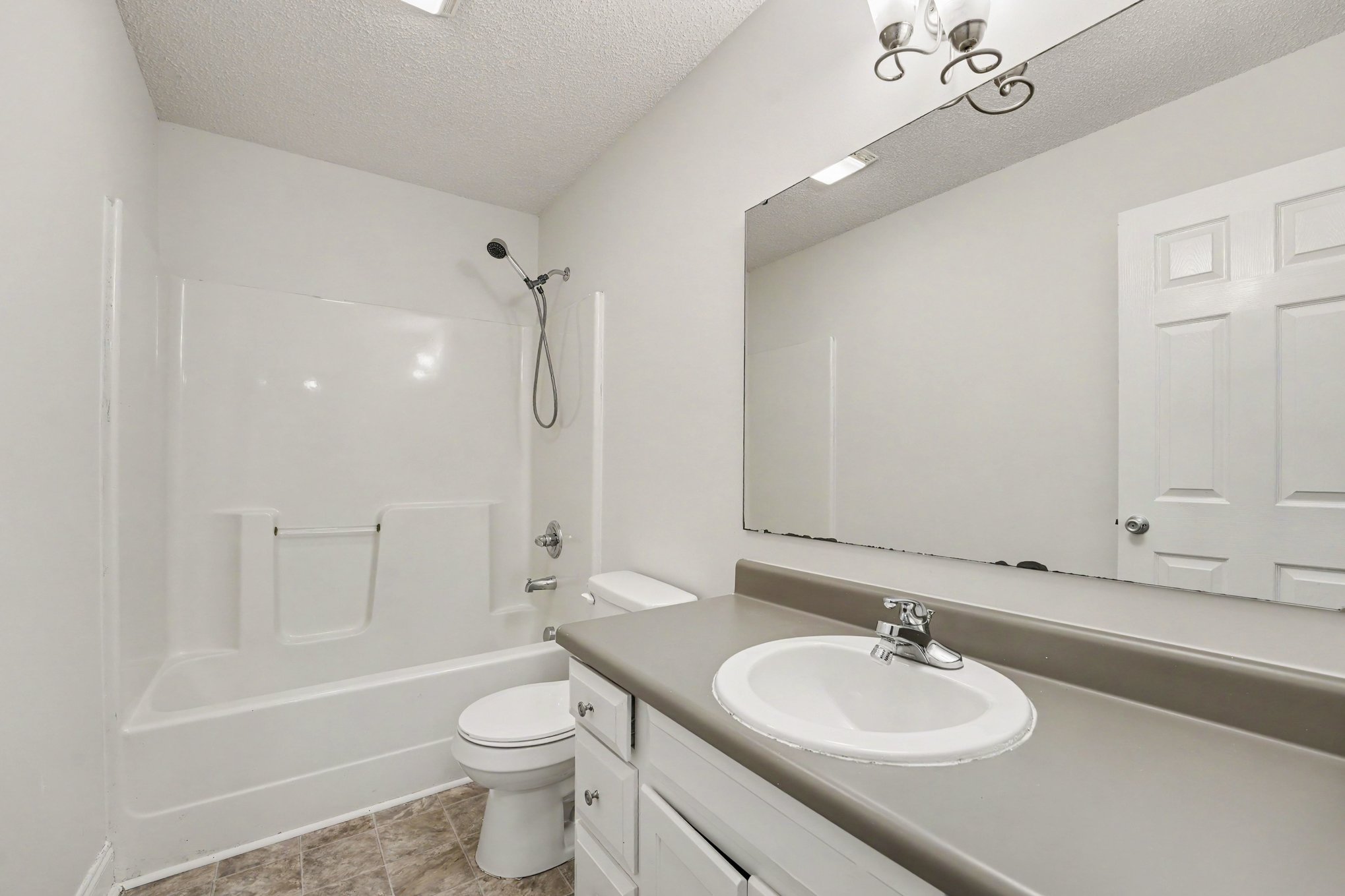 Photo 11 of 17 of 4750 Dalena Dr, Claremont, NC