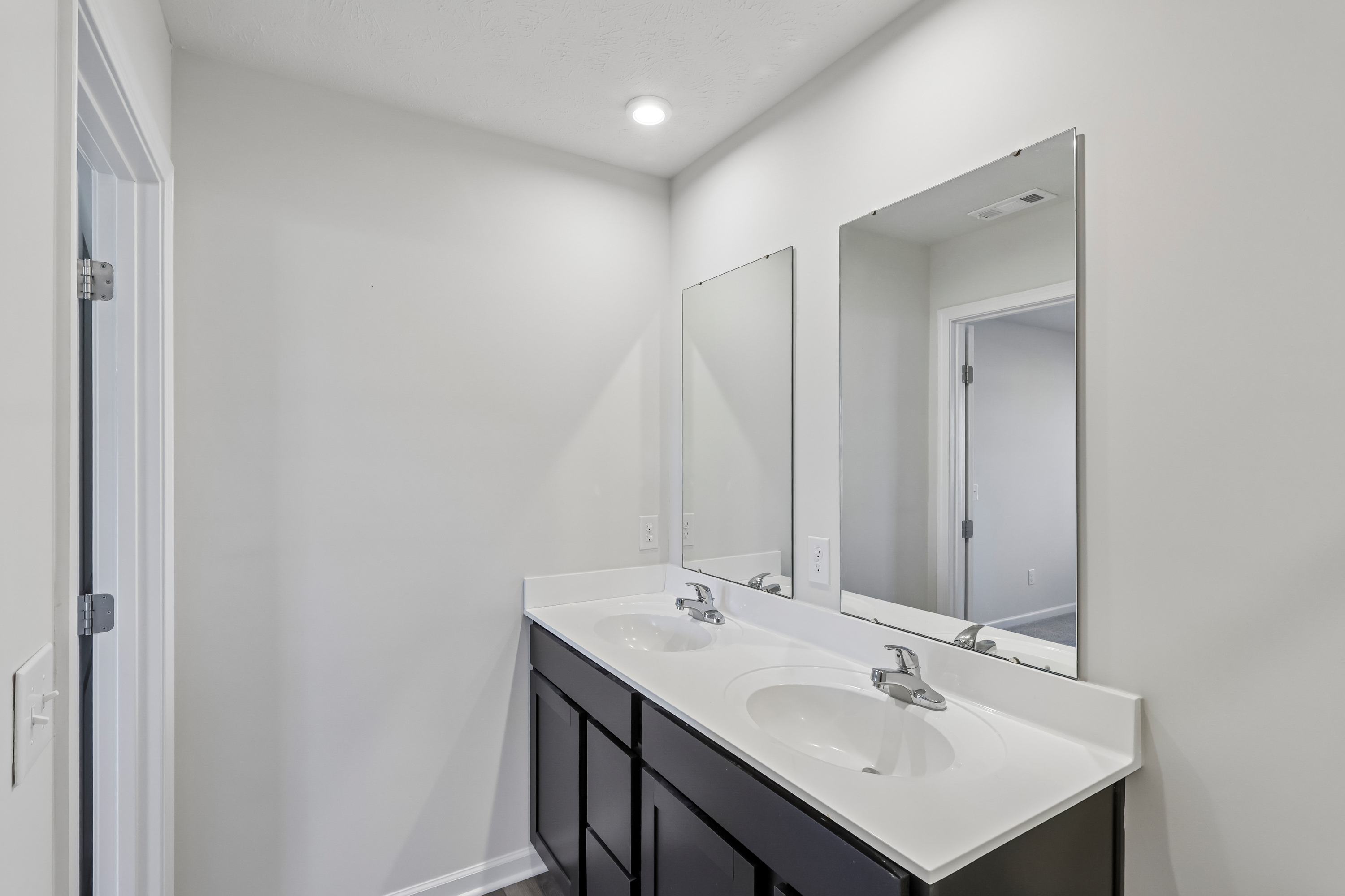 Photo 6 of 28 of 507 Hinterland Ct, Lodi, OH