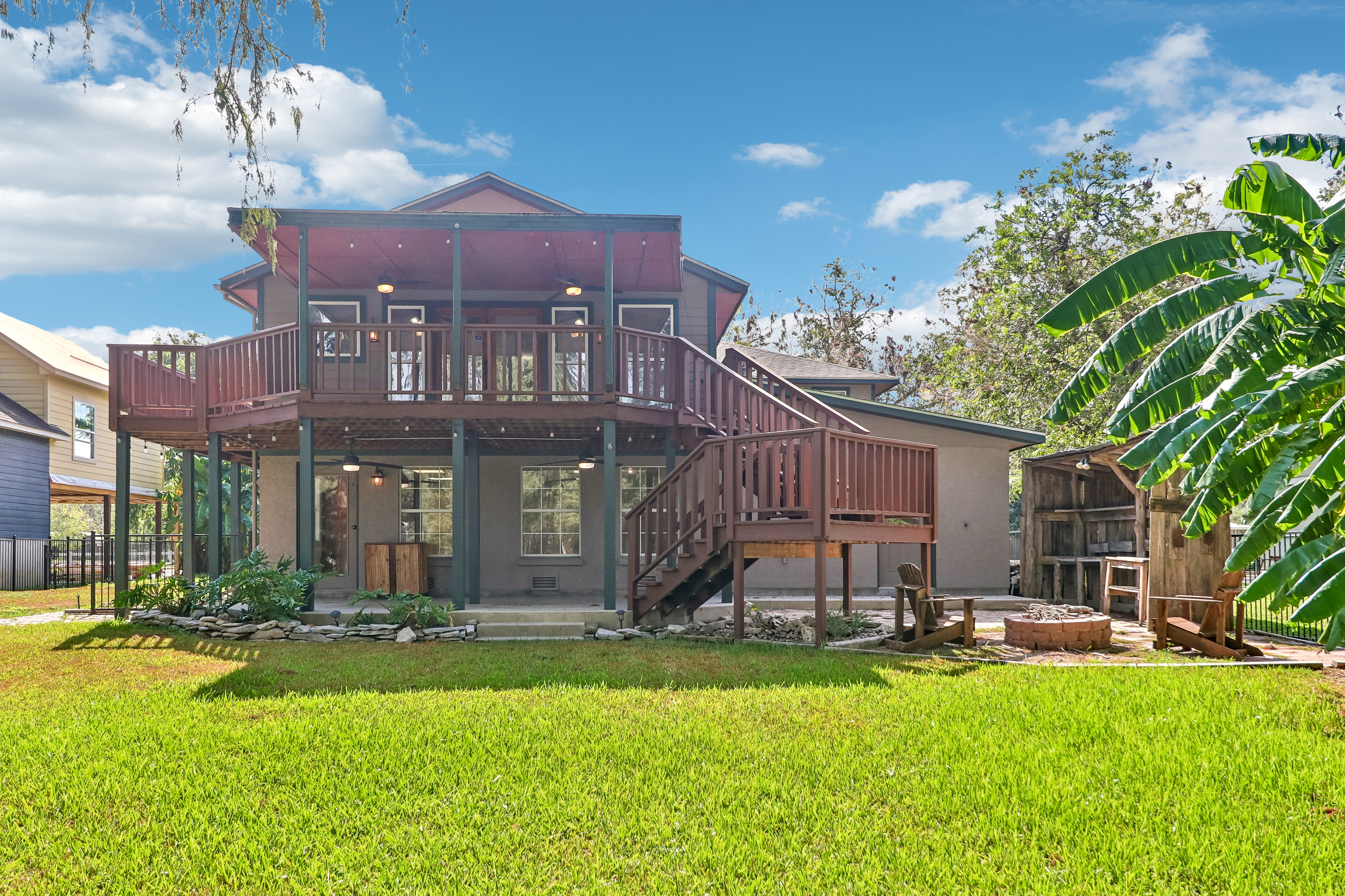 Photo 21 of 47 of 1321 E Zipp Rd, New Braunfels, TX
