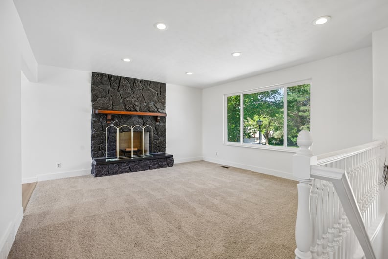 Property photo 3 of 6383 S Lauritzen Dr