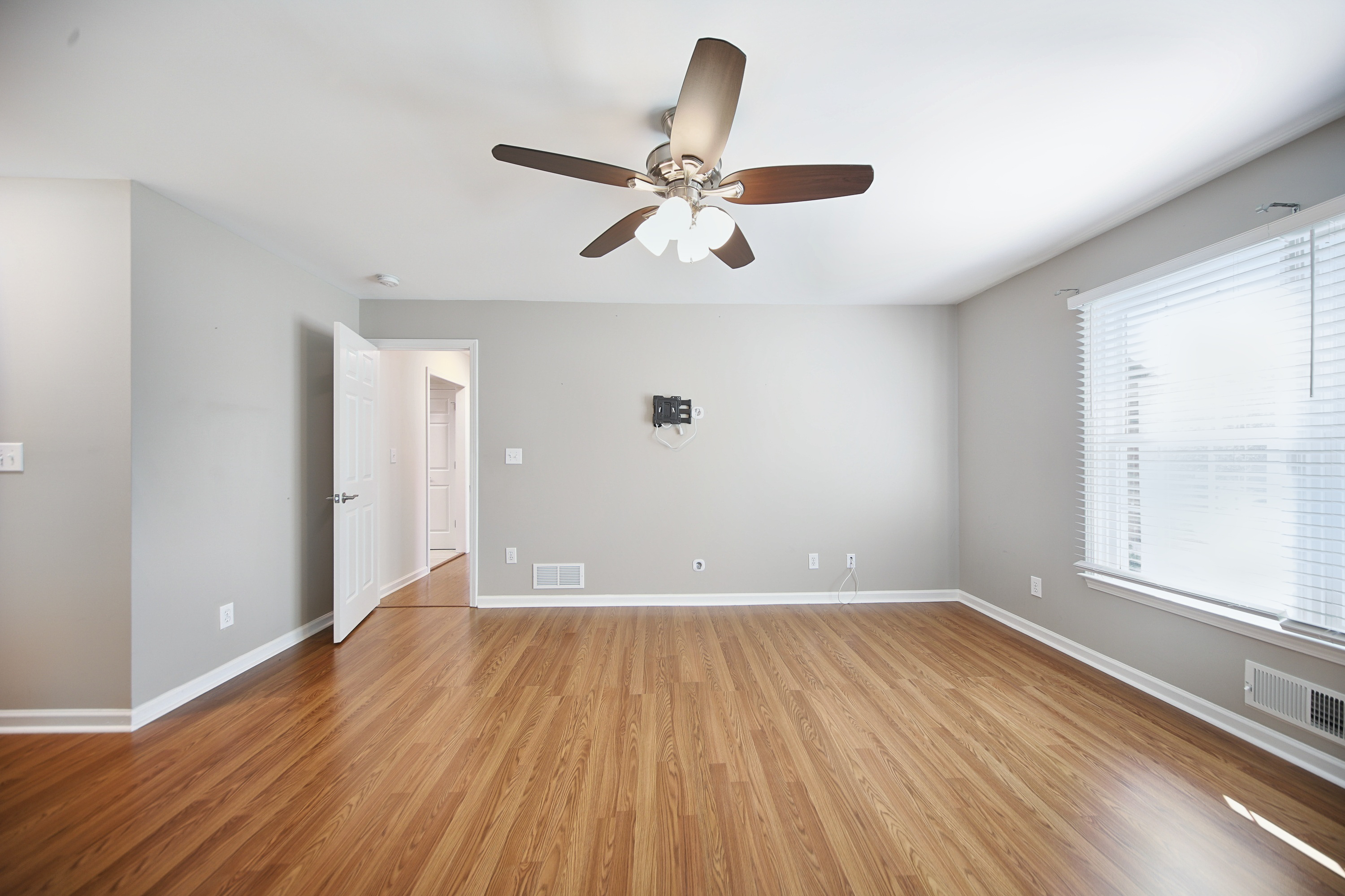 Photo 13 of 54 of 3067 Hillsong Cir, Dacula, GA