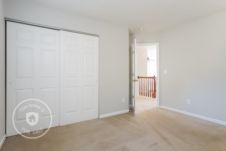 Photo 16 of 25 - 3100 Cynthiana Ct, Raleigh, NC 27610