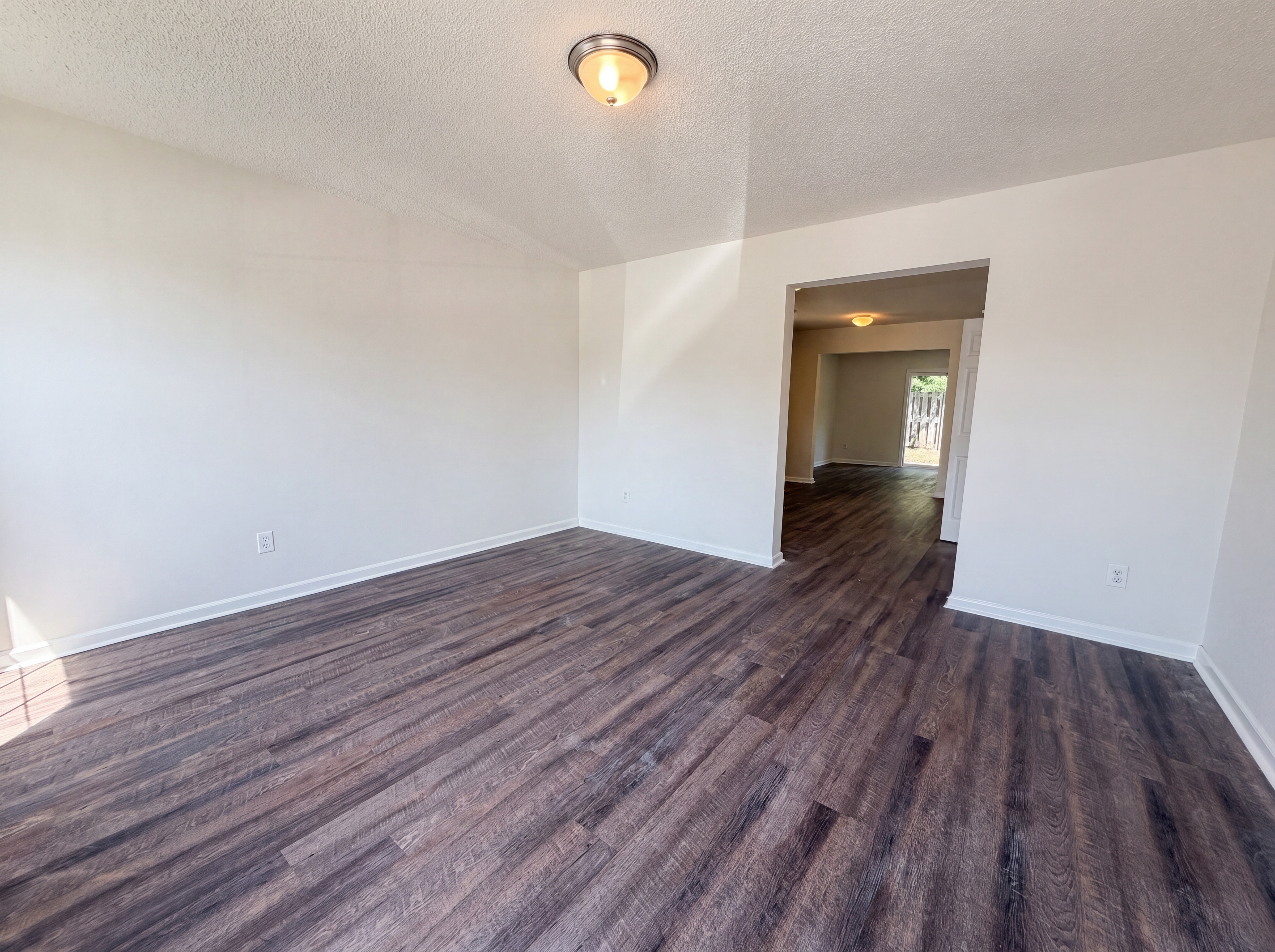 Photo 3 of 22 of 507 Summit Terrace Ct, Columbia, SC