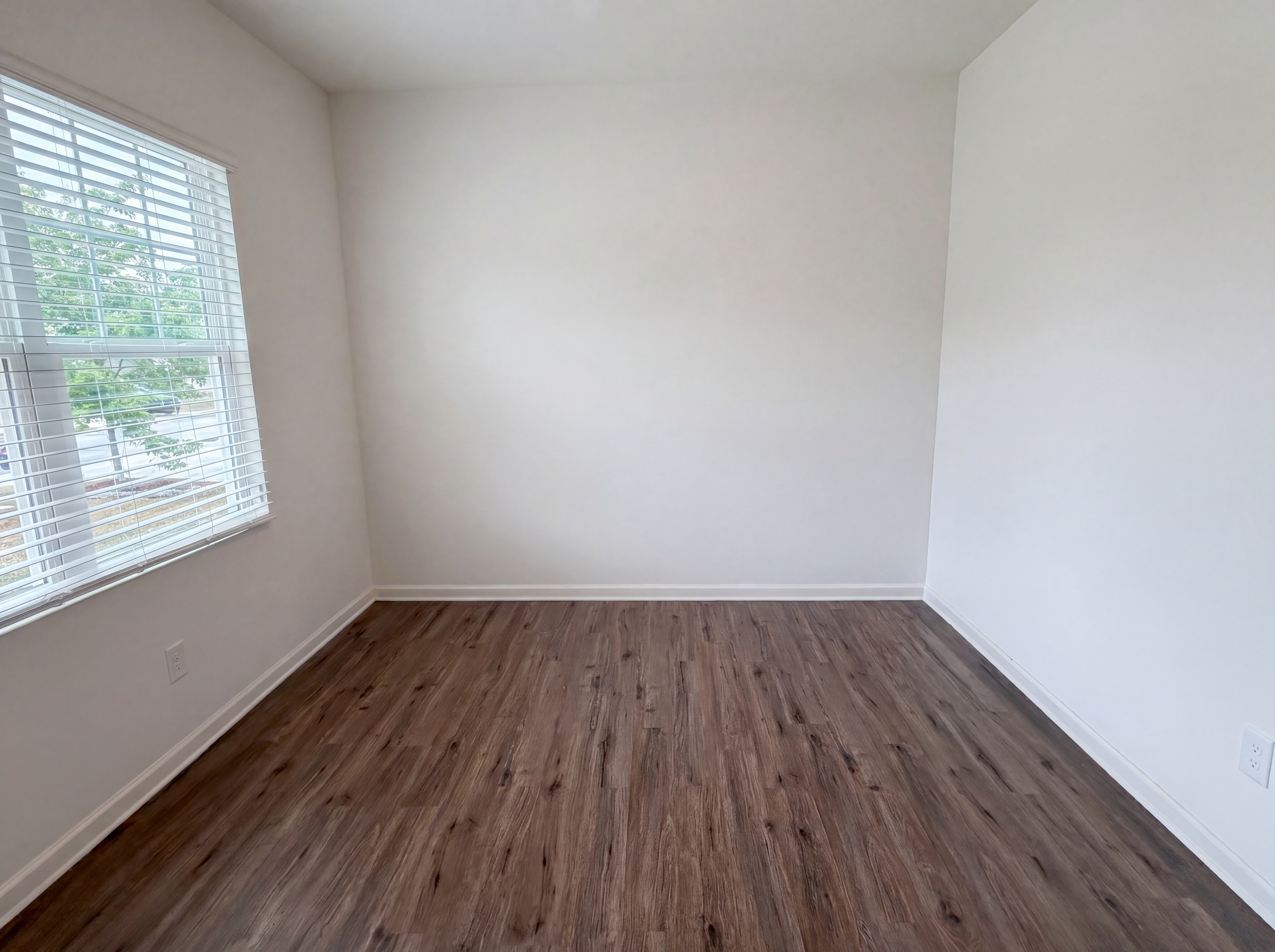 Photo 10 of 29 of 15 Regal Ln, Covington, GA
