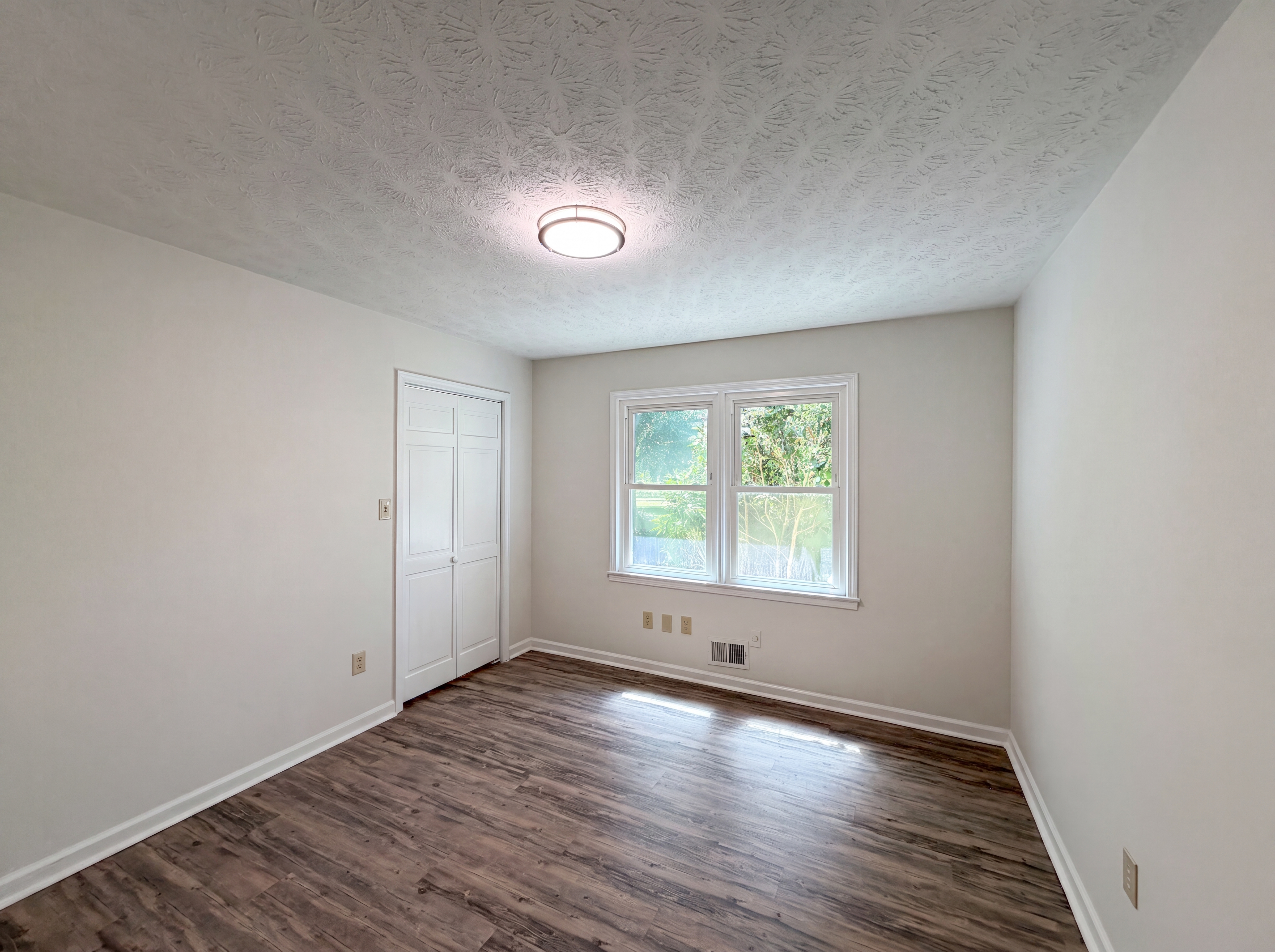 Photo 18 of 28 of 115 Briarwood Pl, Stockbridge, GA
