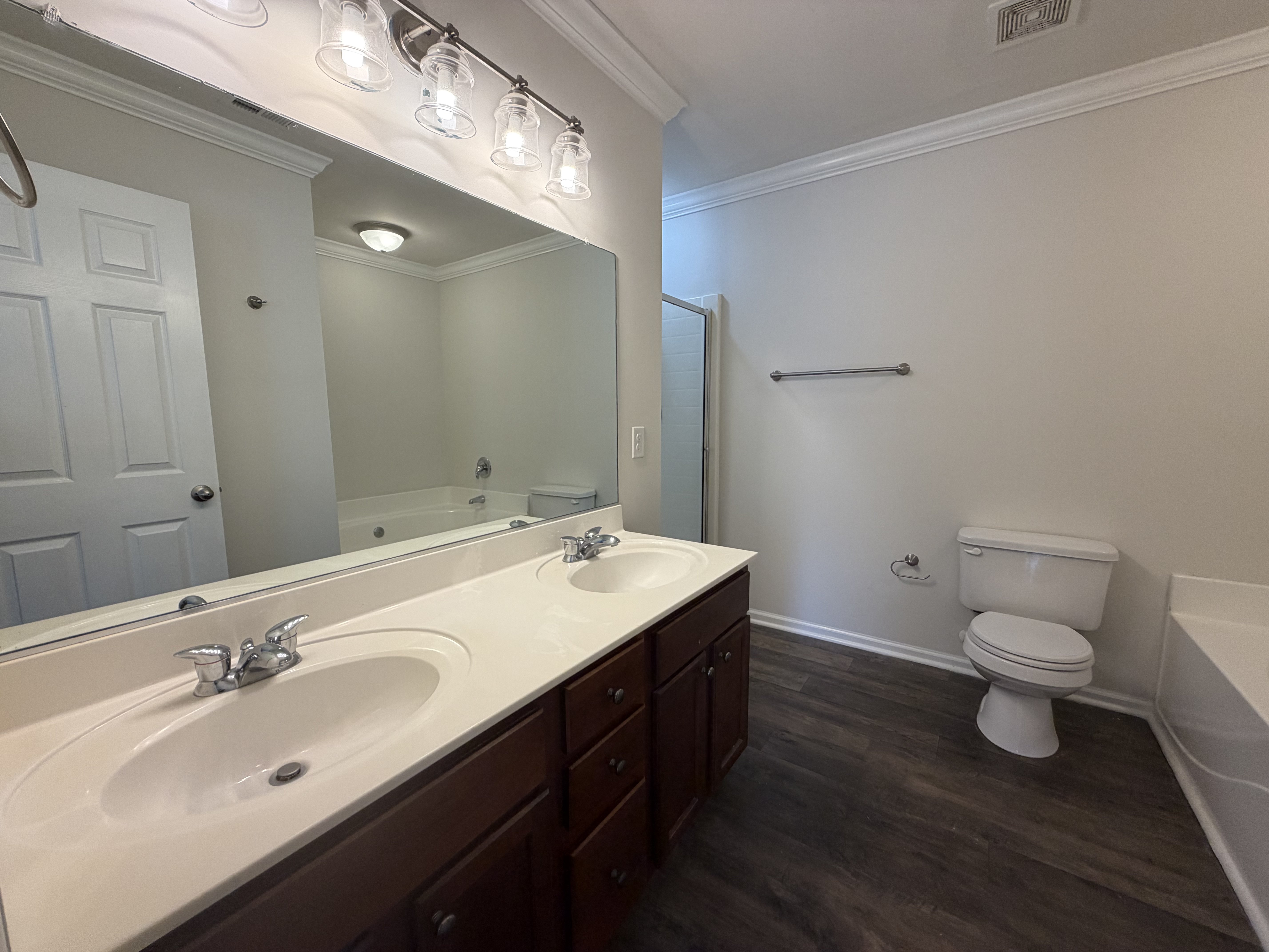 Photo 14 of 17 of 211 Emerald Isle Dr, Moncks Corner, SC