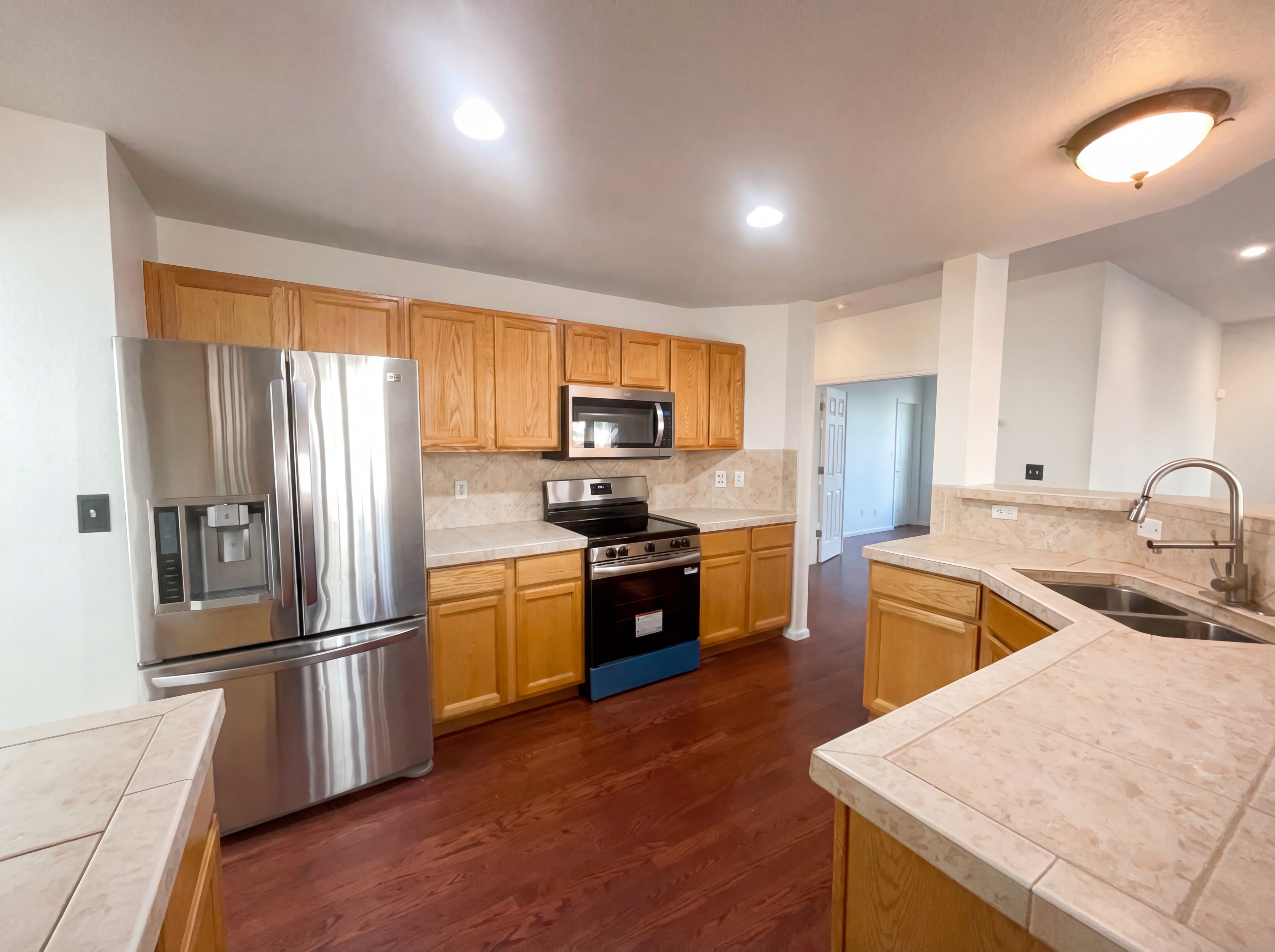 Photo 2 of 21 of 1721 Mountain Maple Ave, Highlands Ranch, CO