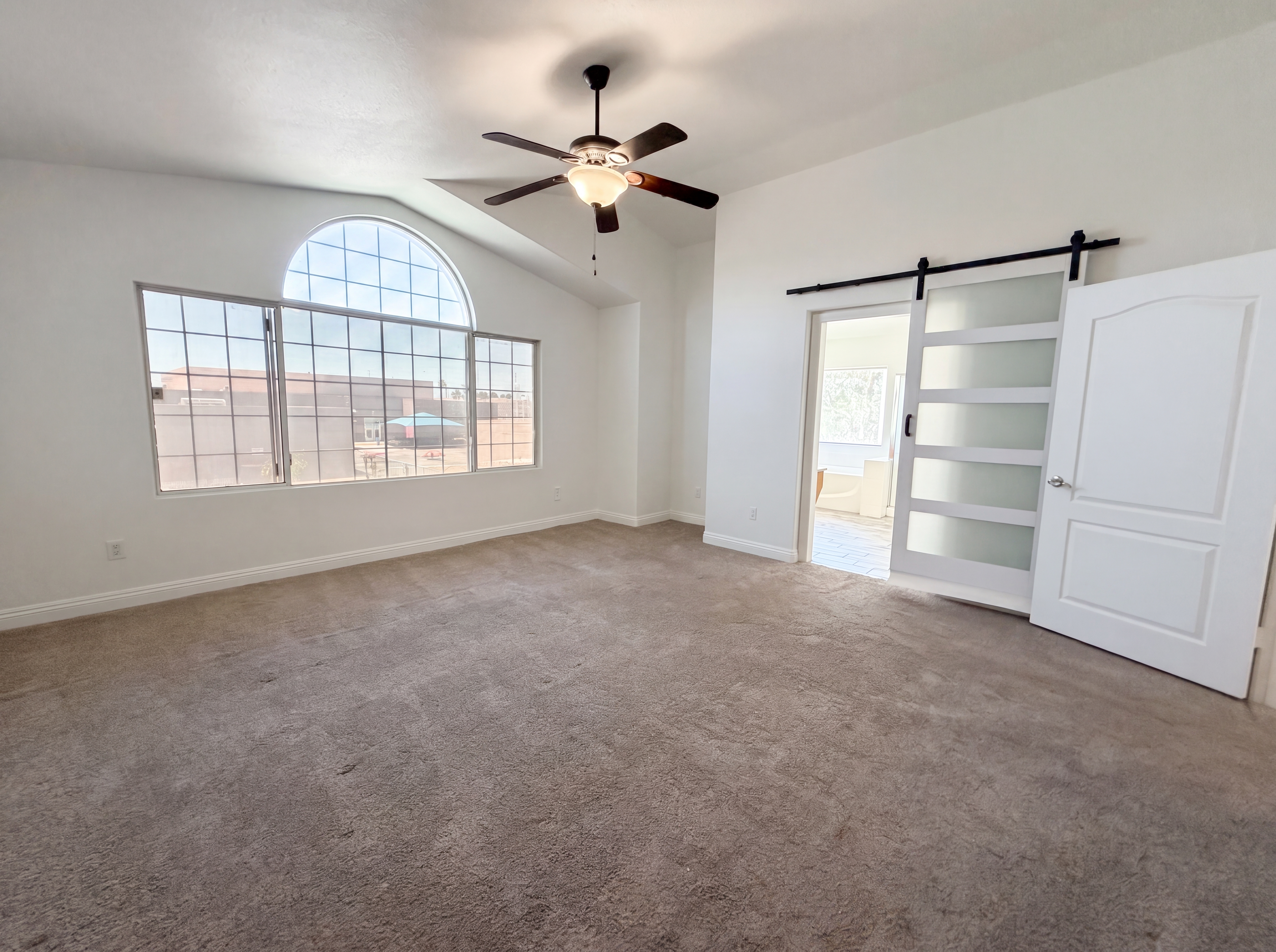 Photo 4 of 27 of 6335 Pavestone Ln, Las Vegas, NV