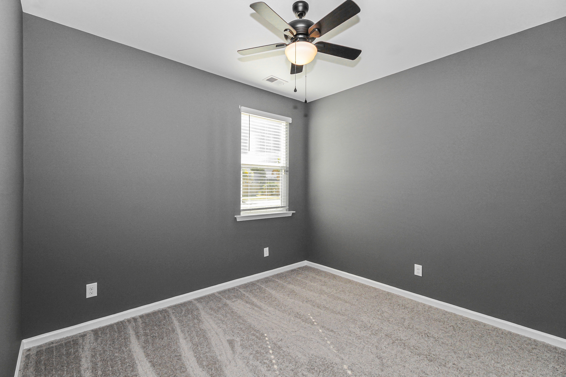 Photo 15 of 21 of 464 St Kitts Way, Winnabow, NC