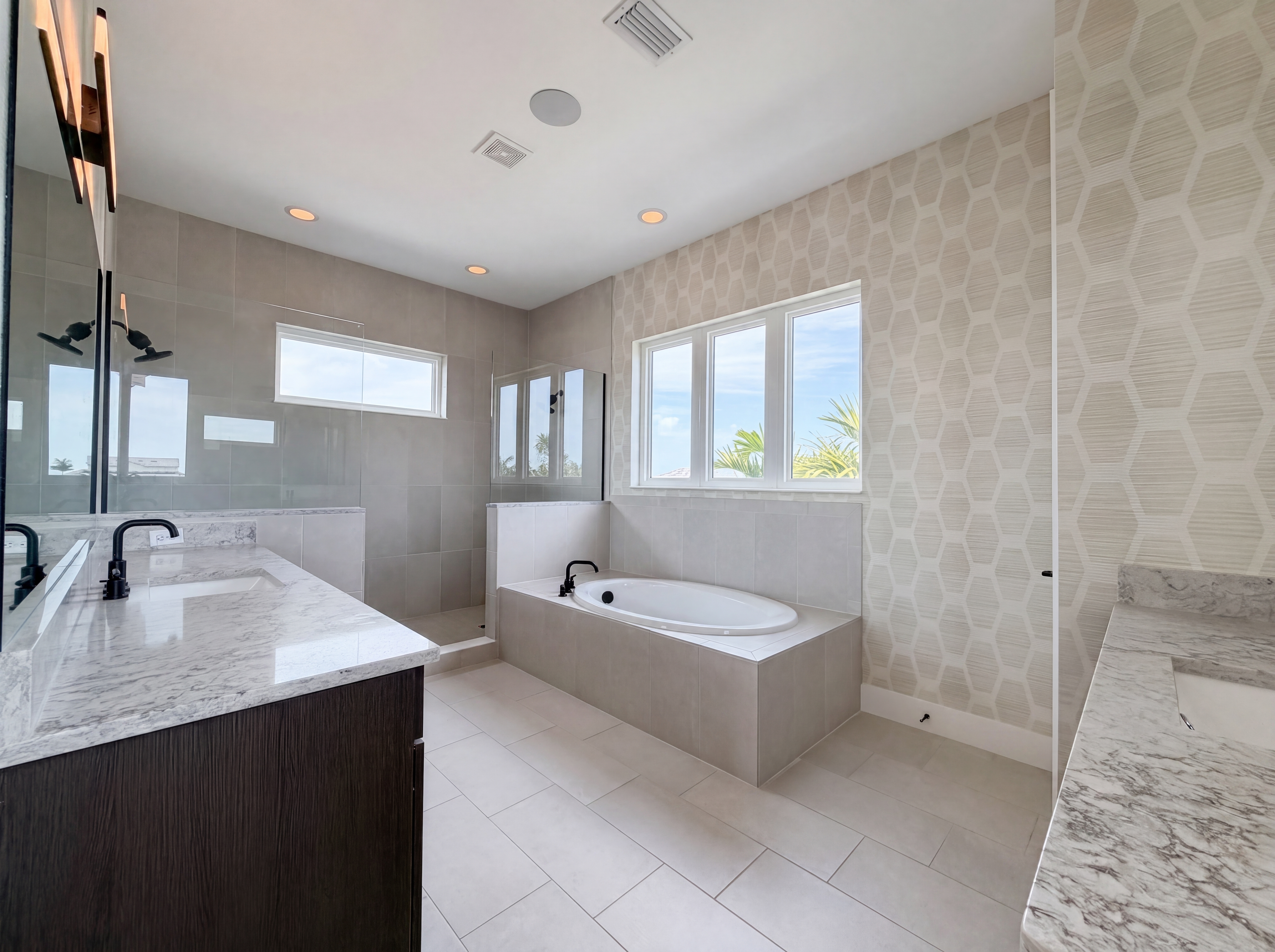 Photo 31 of 43 of 5911 Redbay Blvd, Bradenton, FL