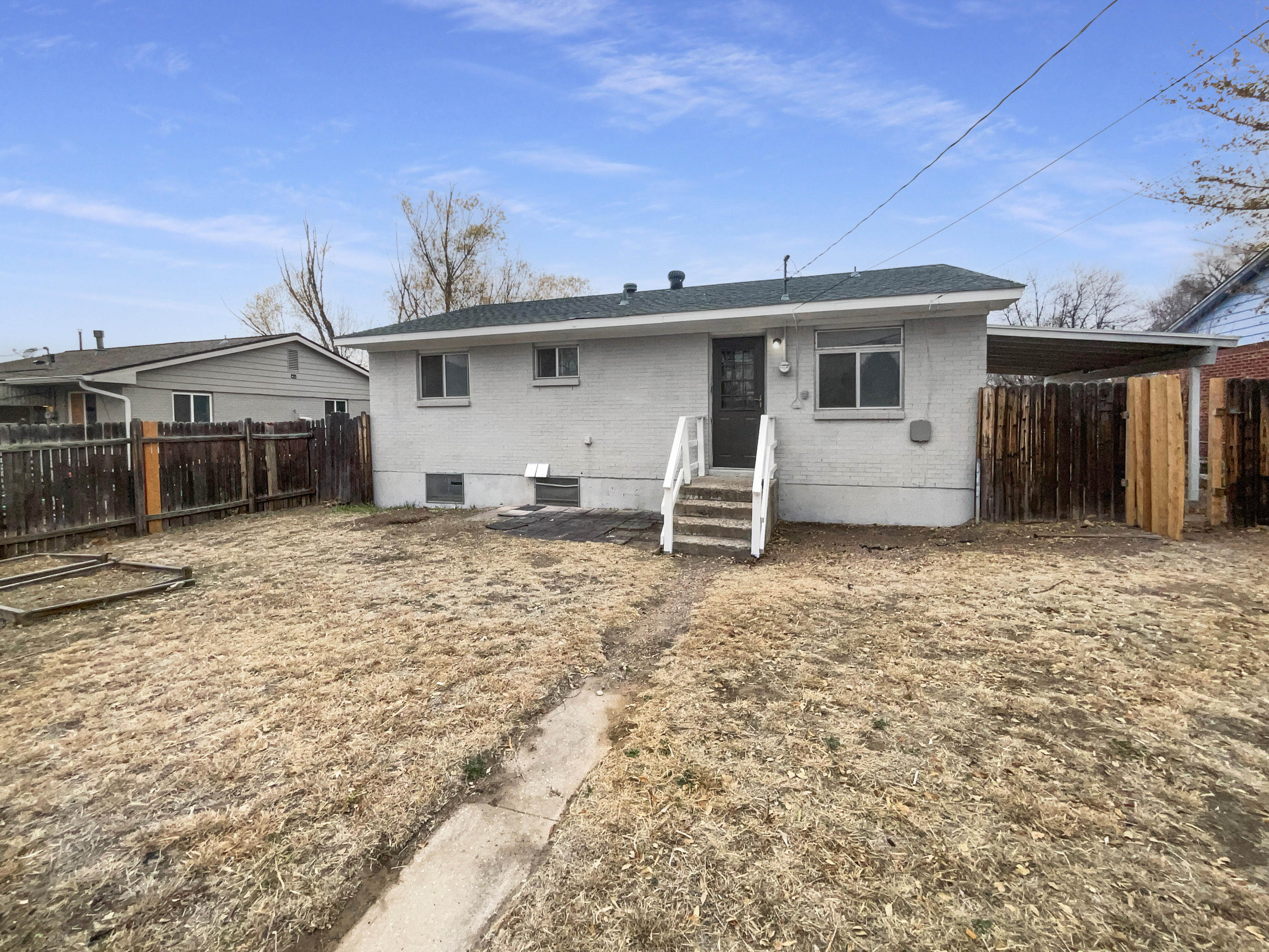 Photo 19 of 24 of 2127 Saranac Dr, Colorado Springs, CO