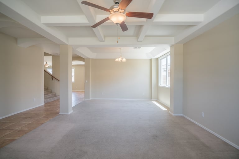 Photo 11 of 30 - 15123 W Hope Dr, Surprise, AZ 85379