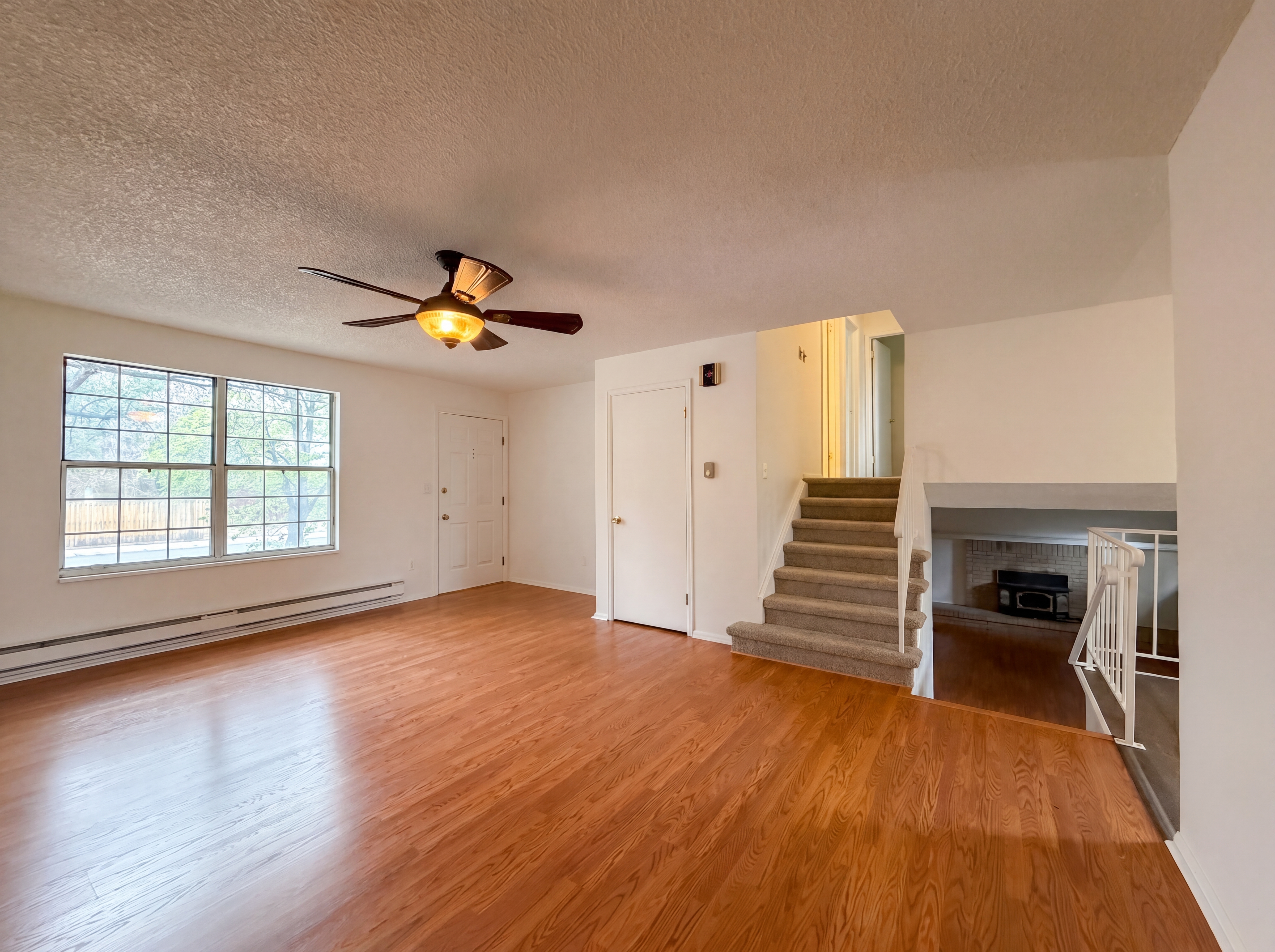 Photo 10 of 42 of 2114 S Eagle Ct, Aurora, CO