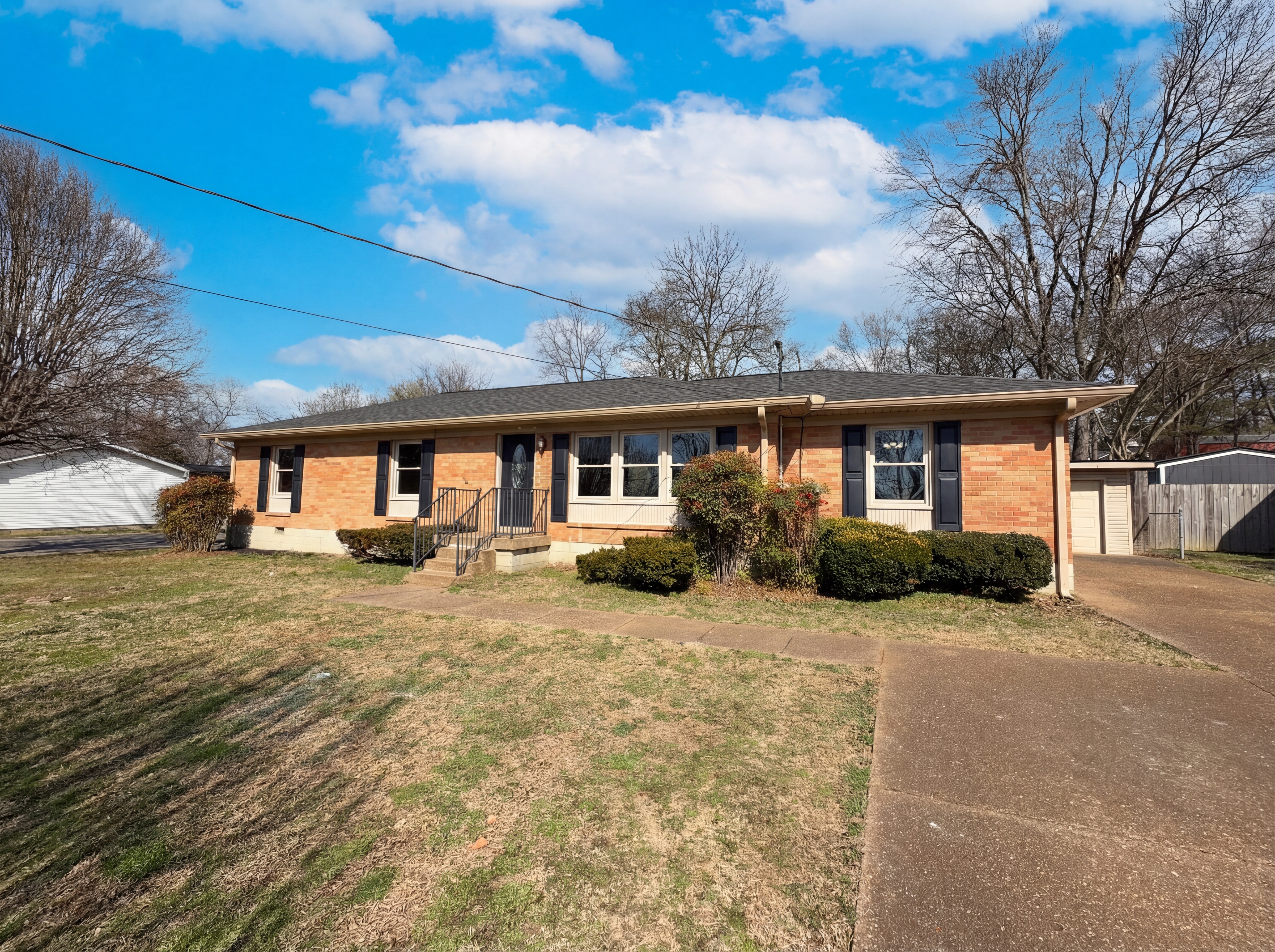Photo 7 of 17 of 103 Linda Dr, Hendersonville, TN