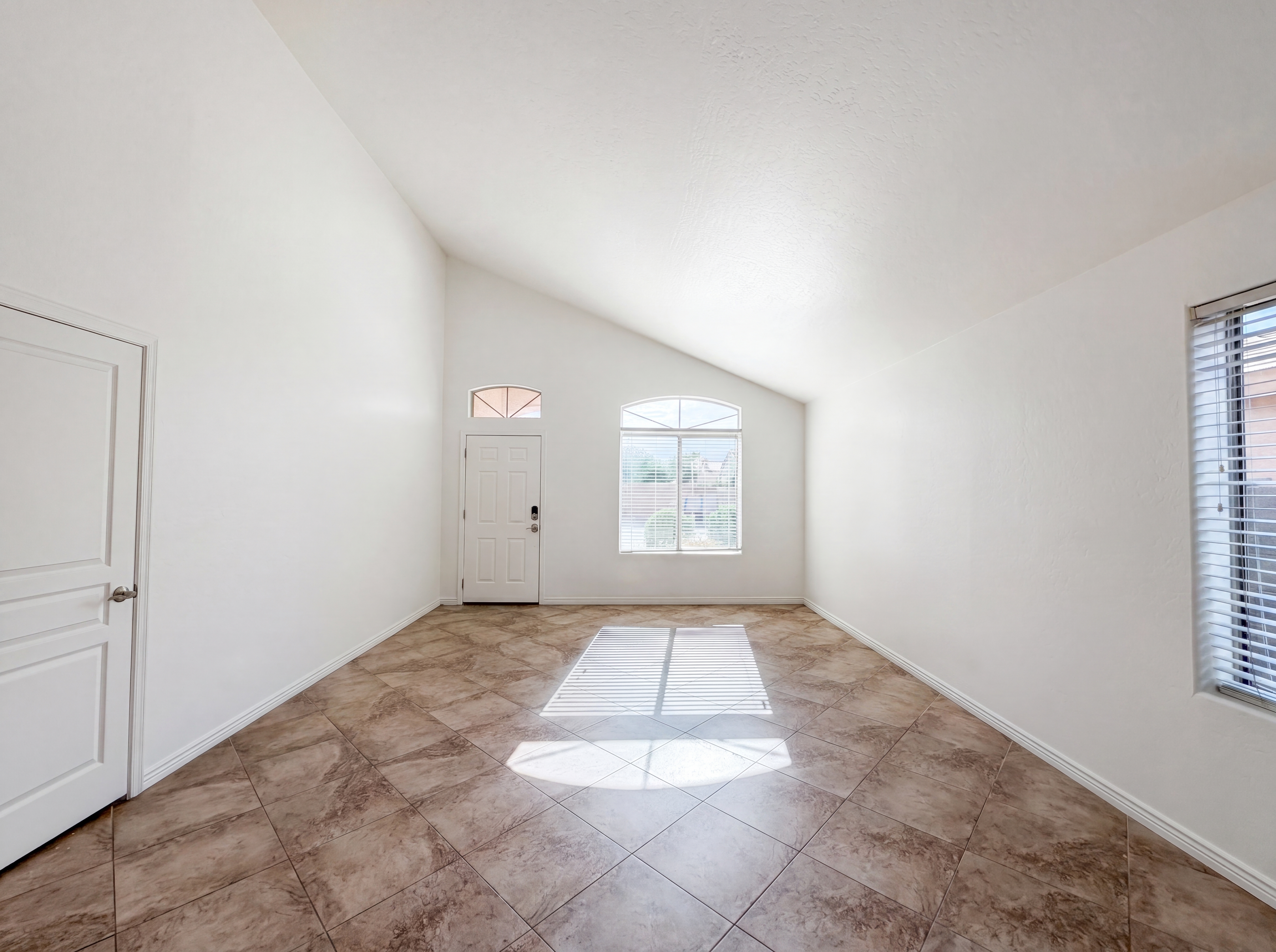 Photo 8 of 33 of 18689 N Miller Way, Maricopa, AZ