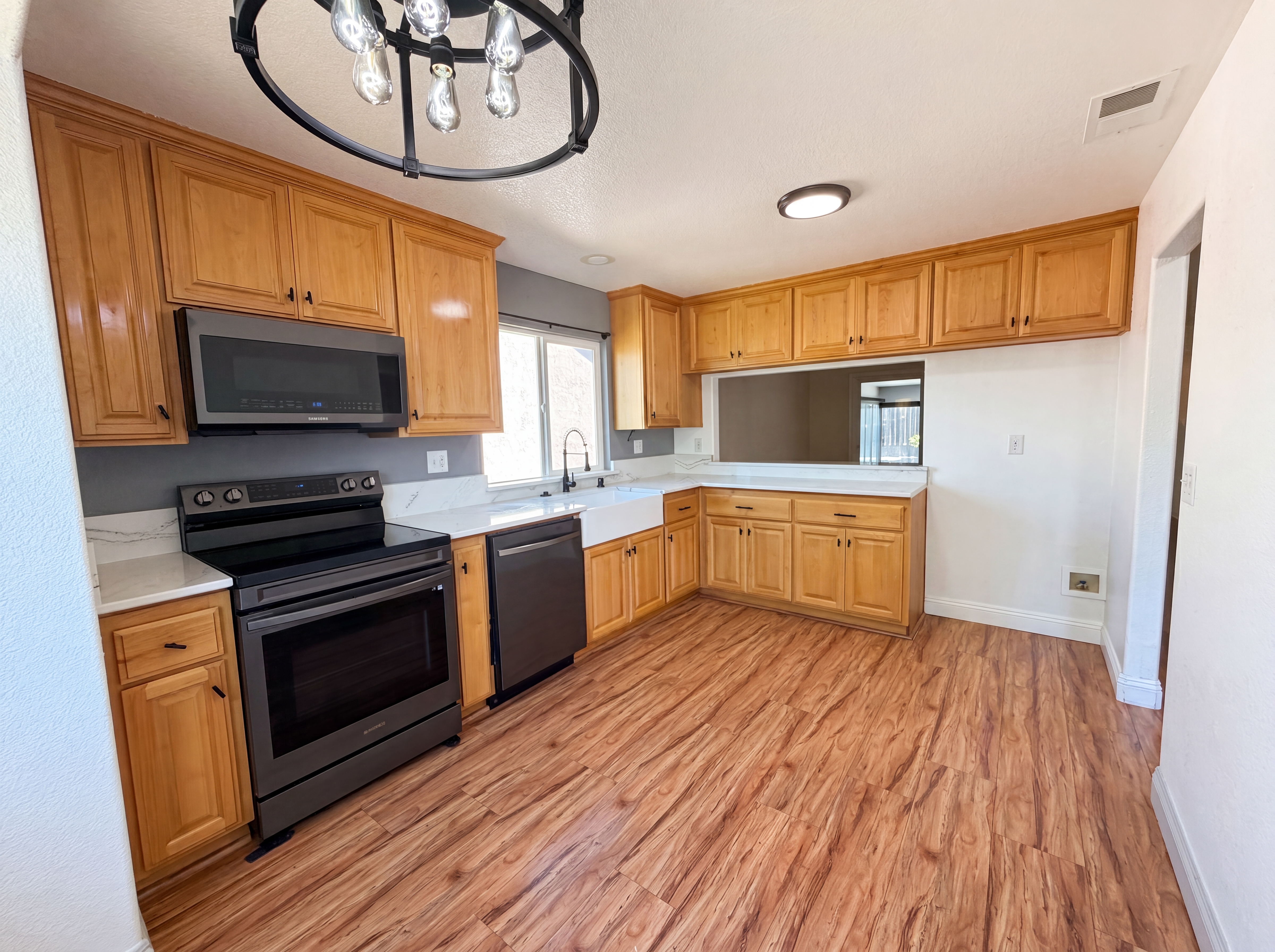 Photo 6 of 27 of 3740 Blackfoot Way, Antelope, CA