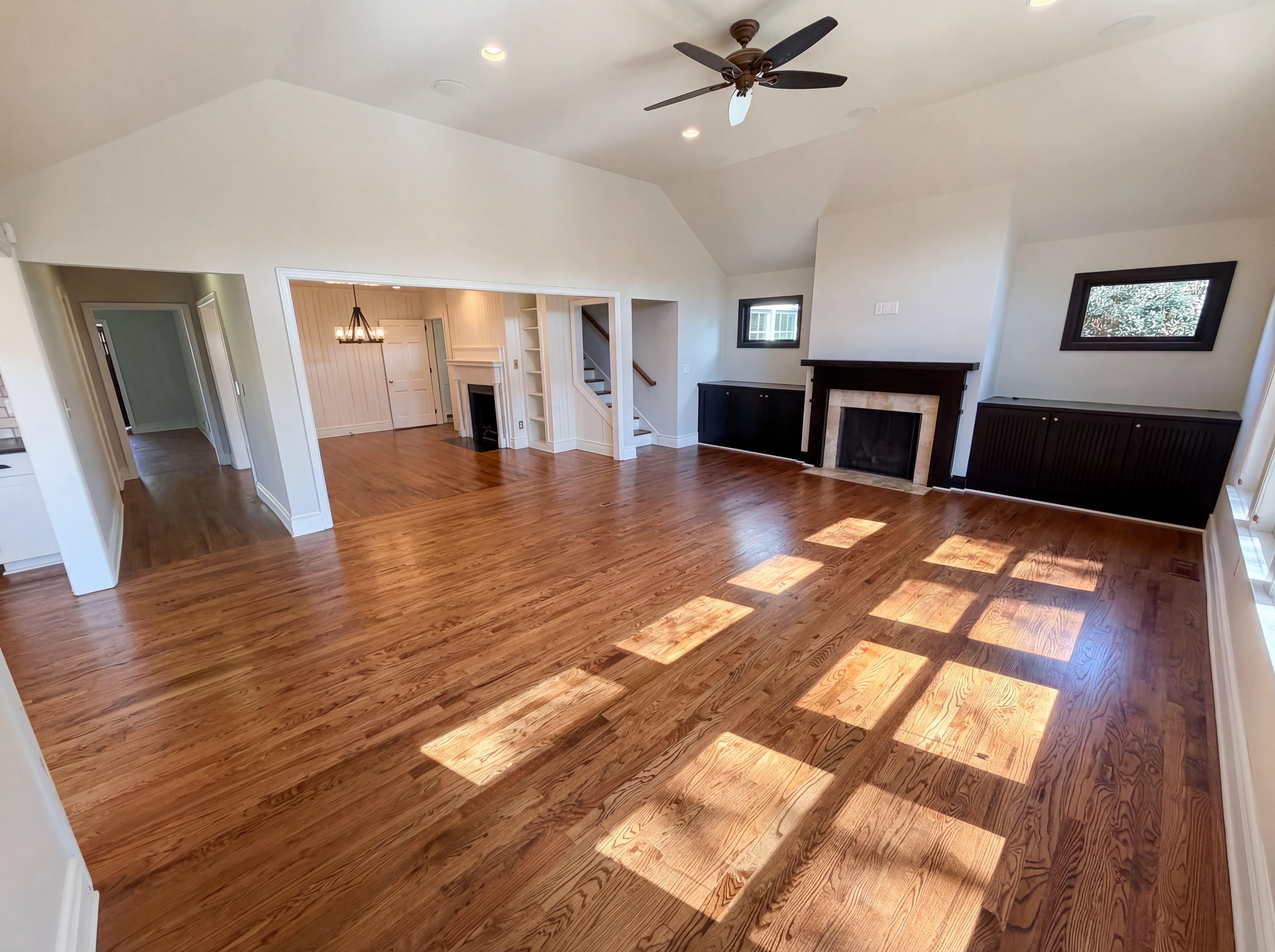 Photo 19 of 32 of 4467 Woodlark Ln, Charlotte, NC