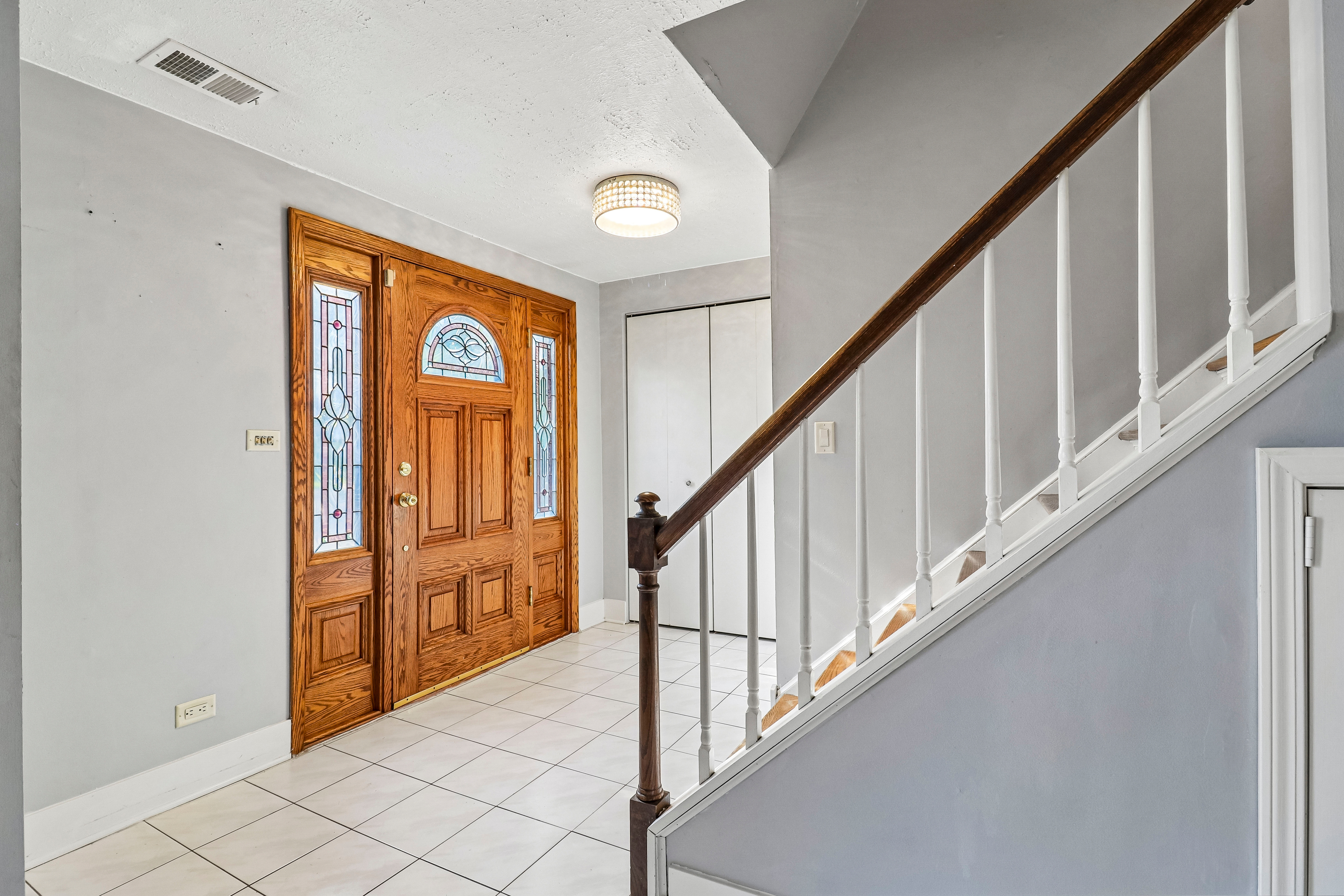 Photo 36 of 39 of 702 Buffalo Cir, Carol Stream, IL