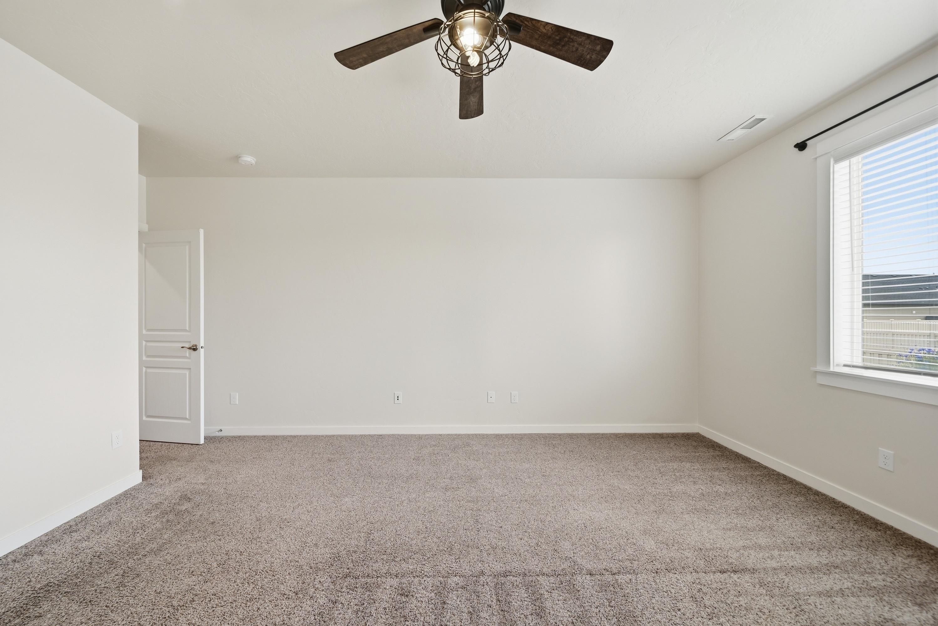 Photo 12 of 34 of 6125 W Mattawa Dr, Meridian, ID