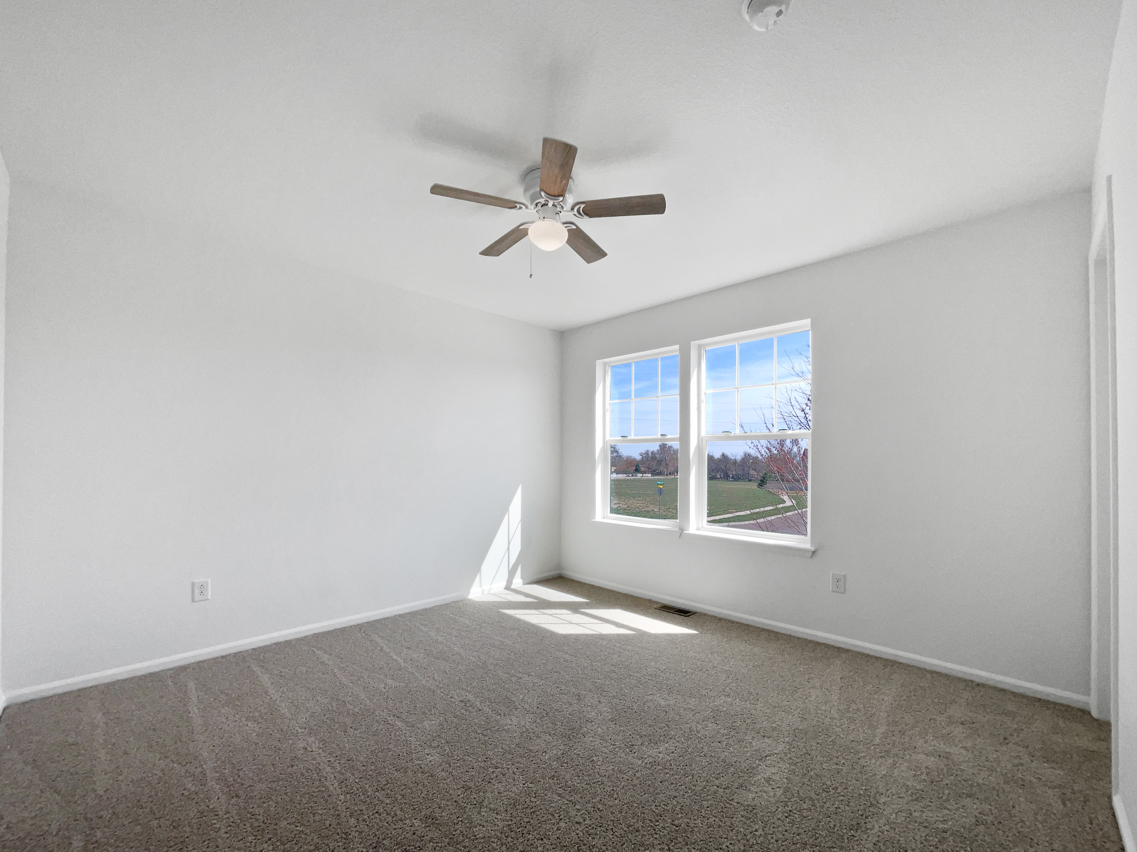 Photo 34 of 44 of 1826 Sunshine Ave, Longmont, CO