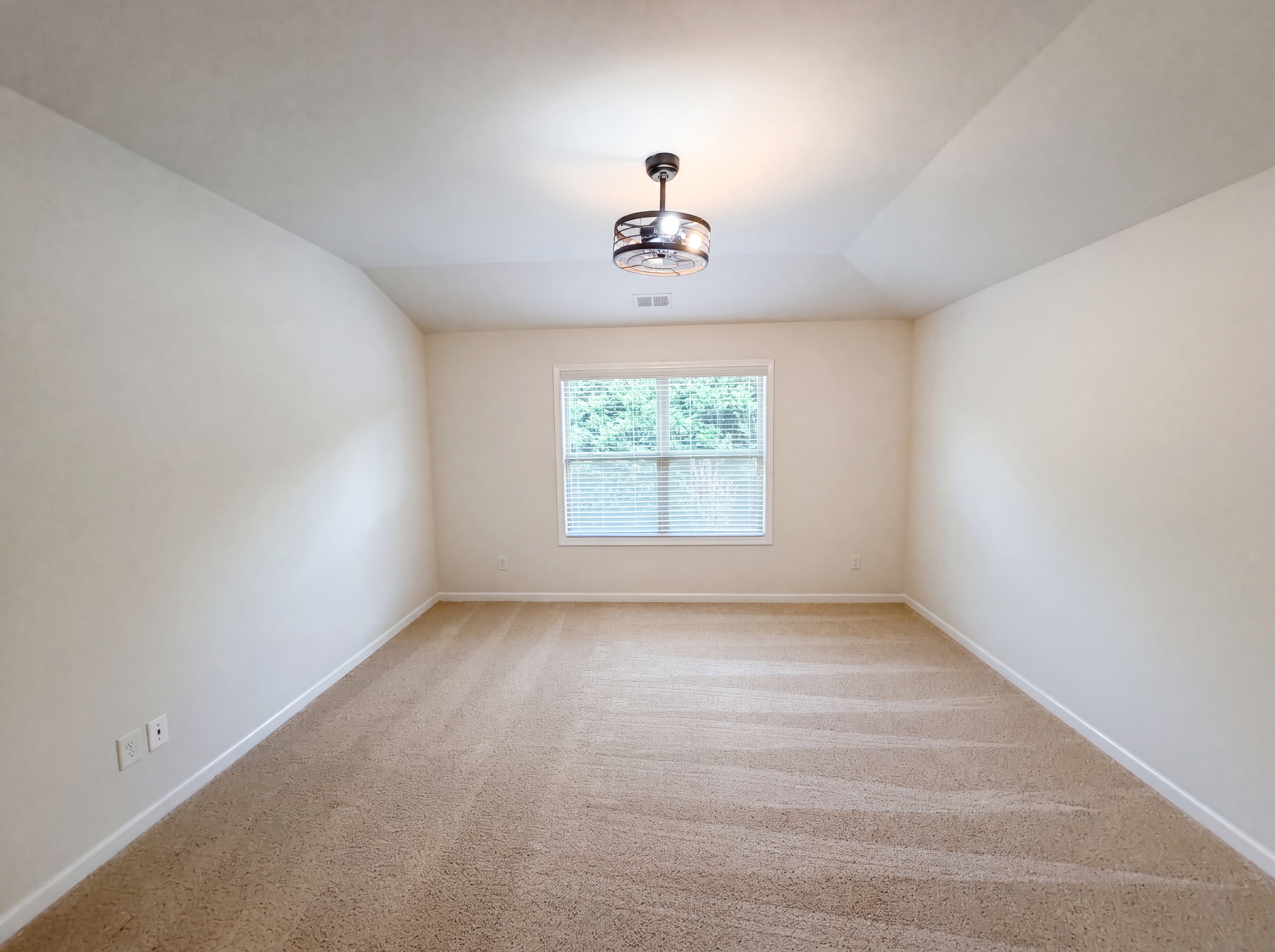 Photo 26 of 51 of 1481 Azalea Brook Dr, Lawrenceville, GA