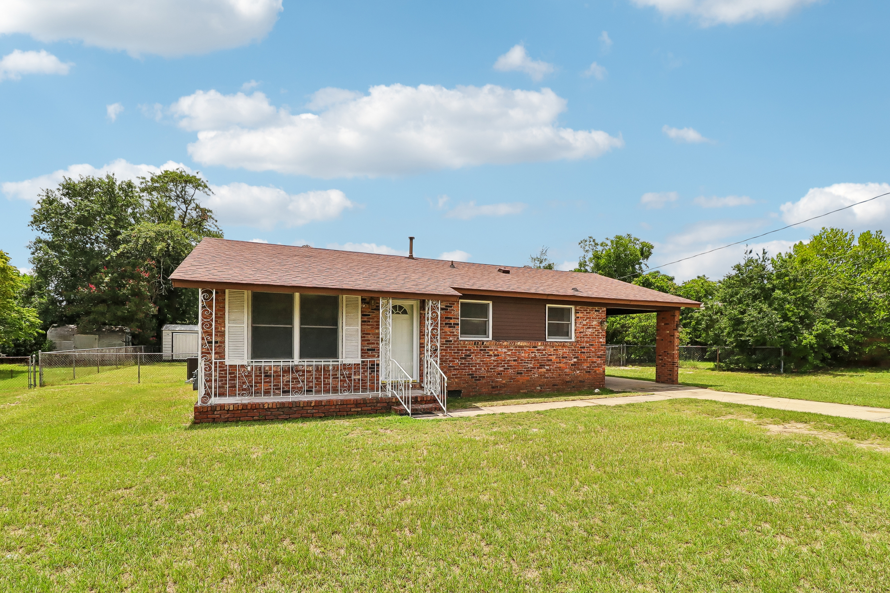Photo 9 of 27 of 2724 Glenn Hills Dr, Augusta, GA
