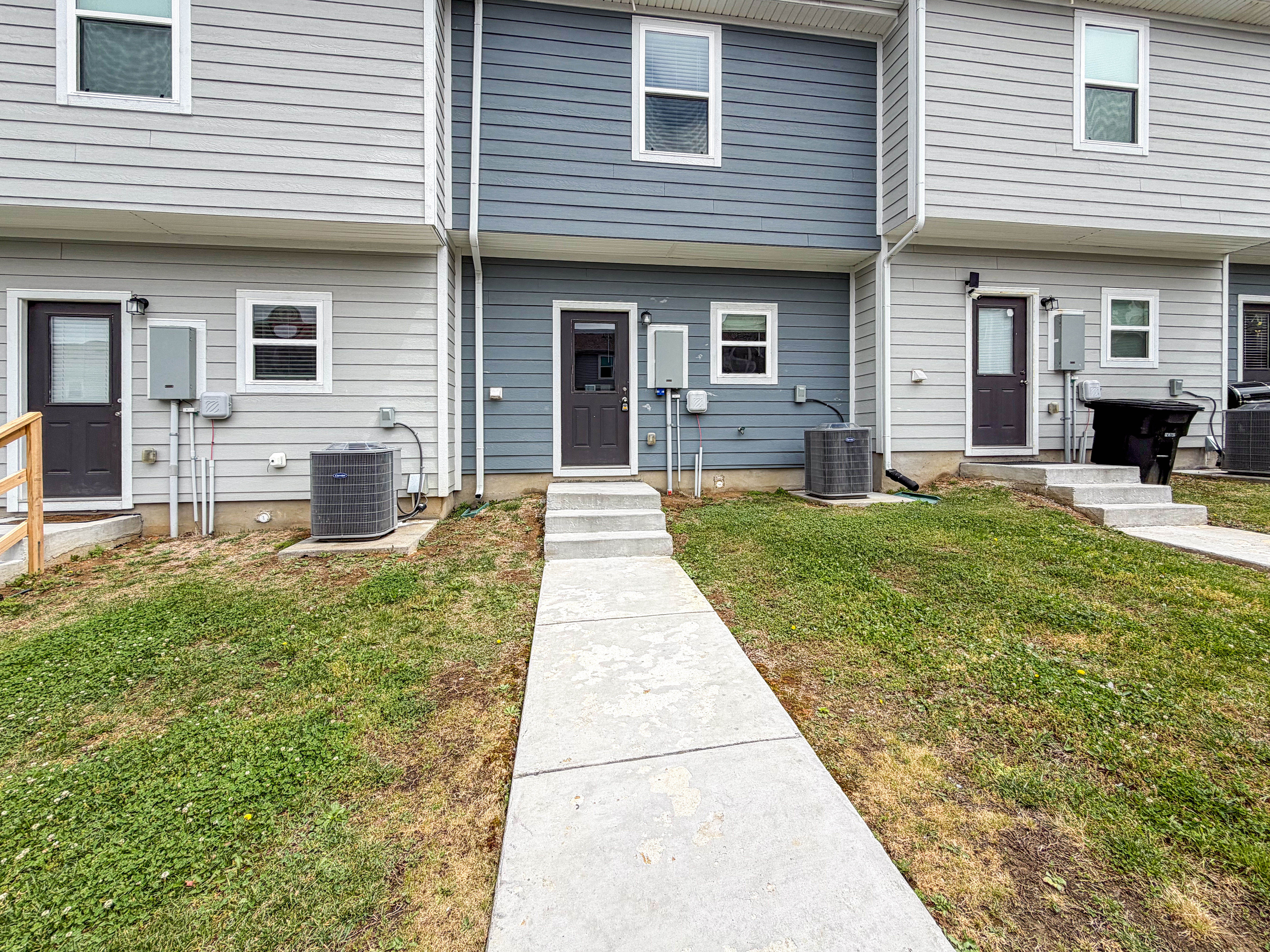 Photo 5 of 19 of 107 David Bolin Dr, La Vergne, TN