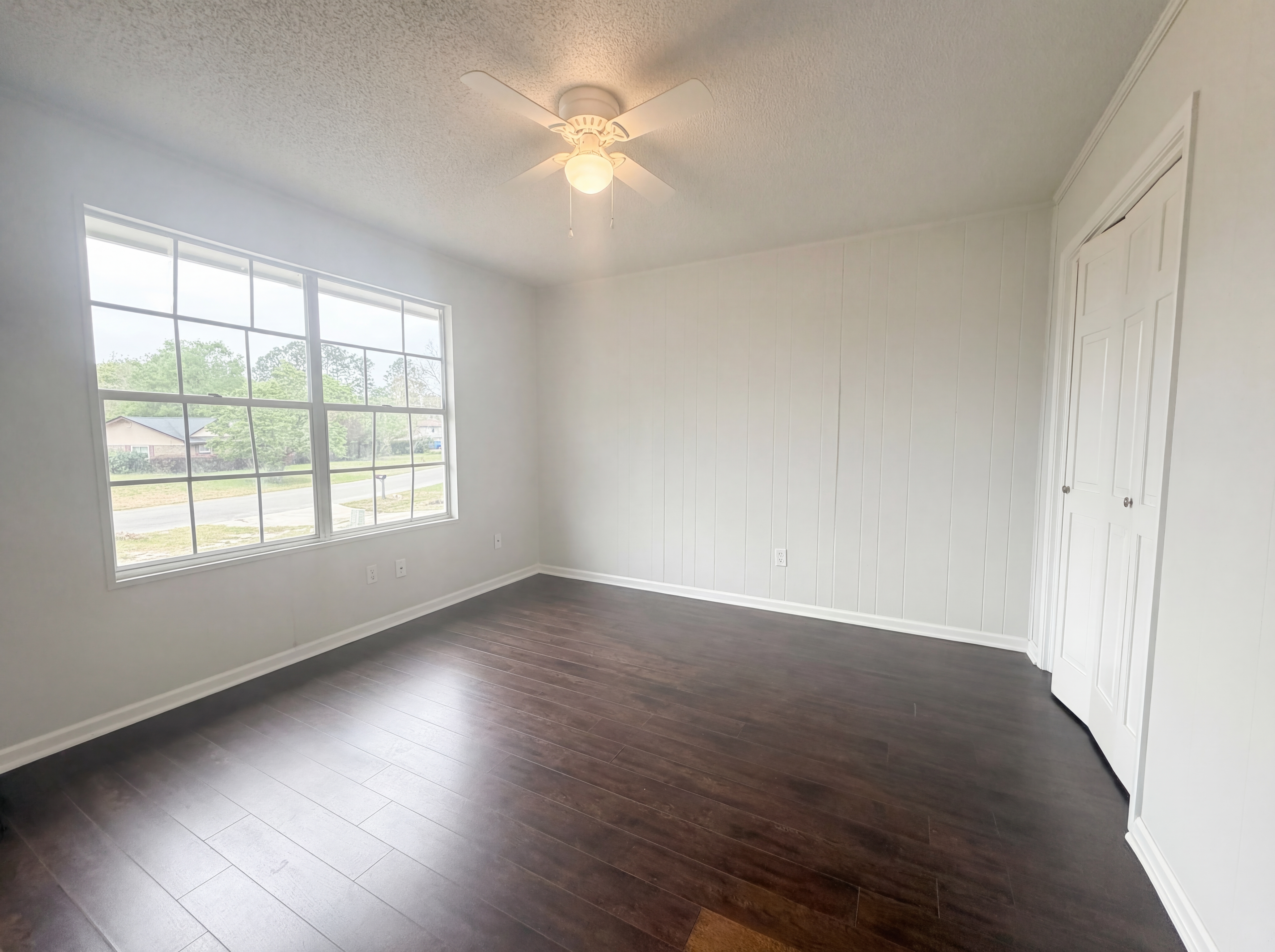 Photo 4 of 22 of 606 Gulfstream Trl S, Orange Park, FL