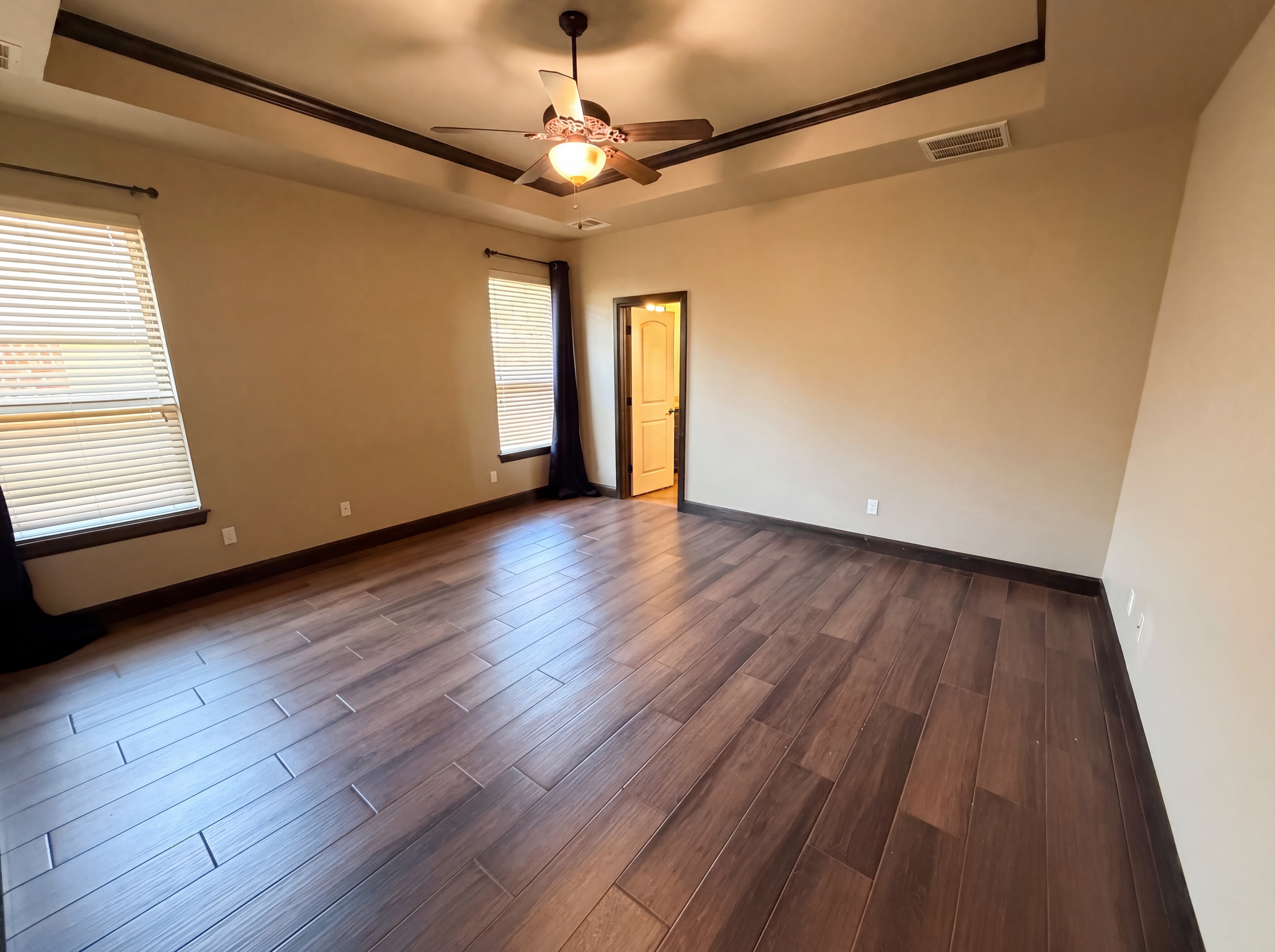 Photo 4 of 16 of 15941 Sky Run Dr, Edmond, OK