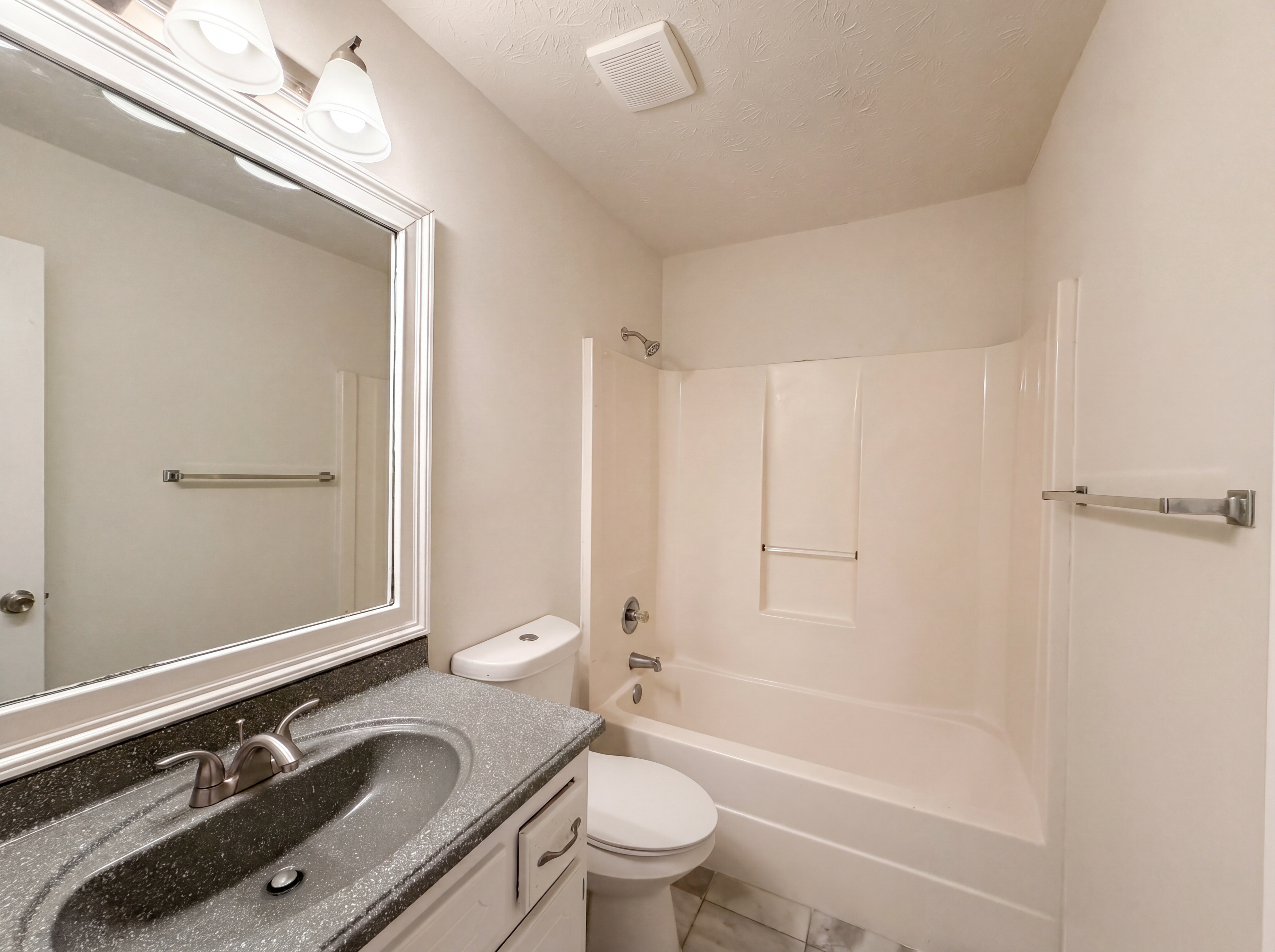 Photo 6 of 22 of 430 Cornwallis Way, Fayetteville, GA