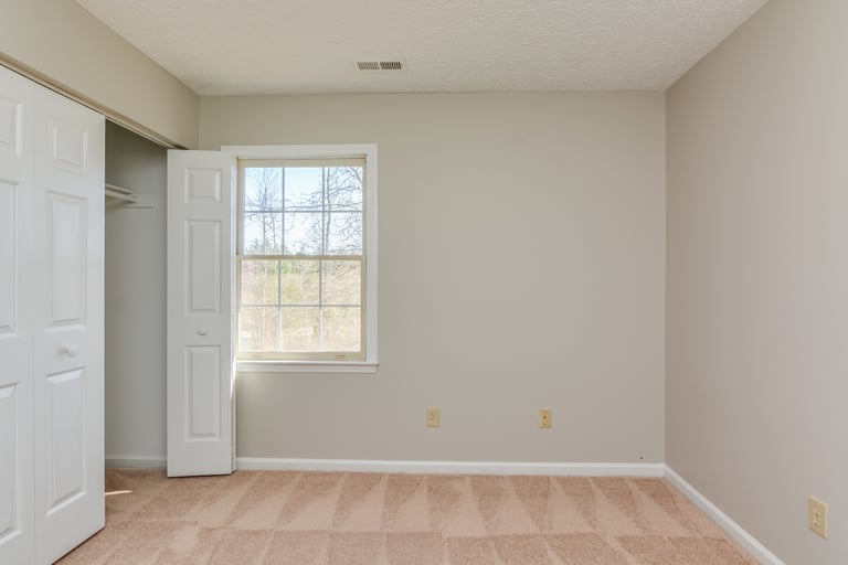 Photo 17 of 24 - 3728 Phillips Way E, Durham, NC 27713