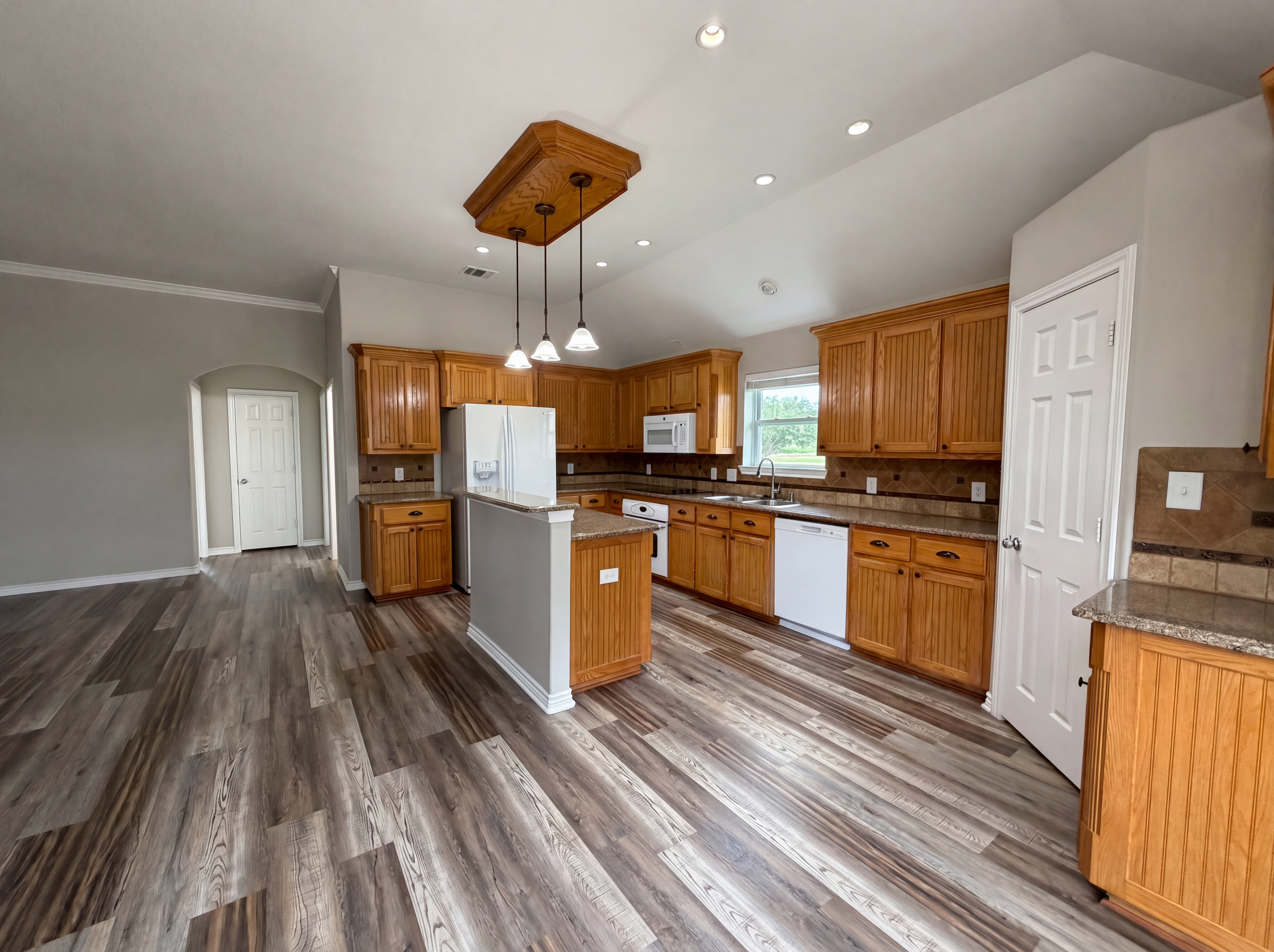 Photo 7 of 17 of 5318 County Road 2708, Caddo Mills, TX