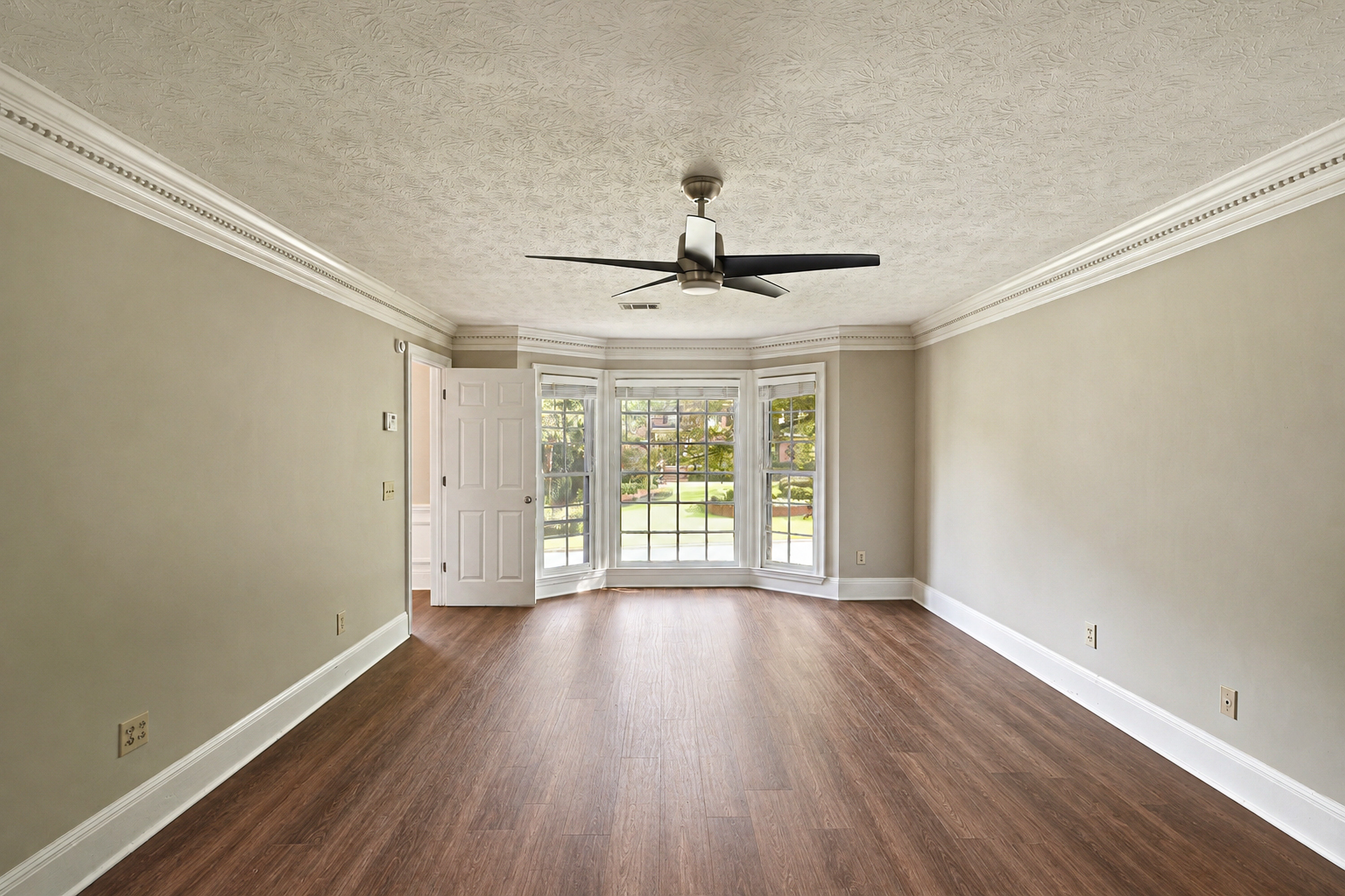 Photo 28 of 63 of 2360 Kimbrough Ct, Sandy Springs, GA