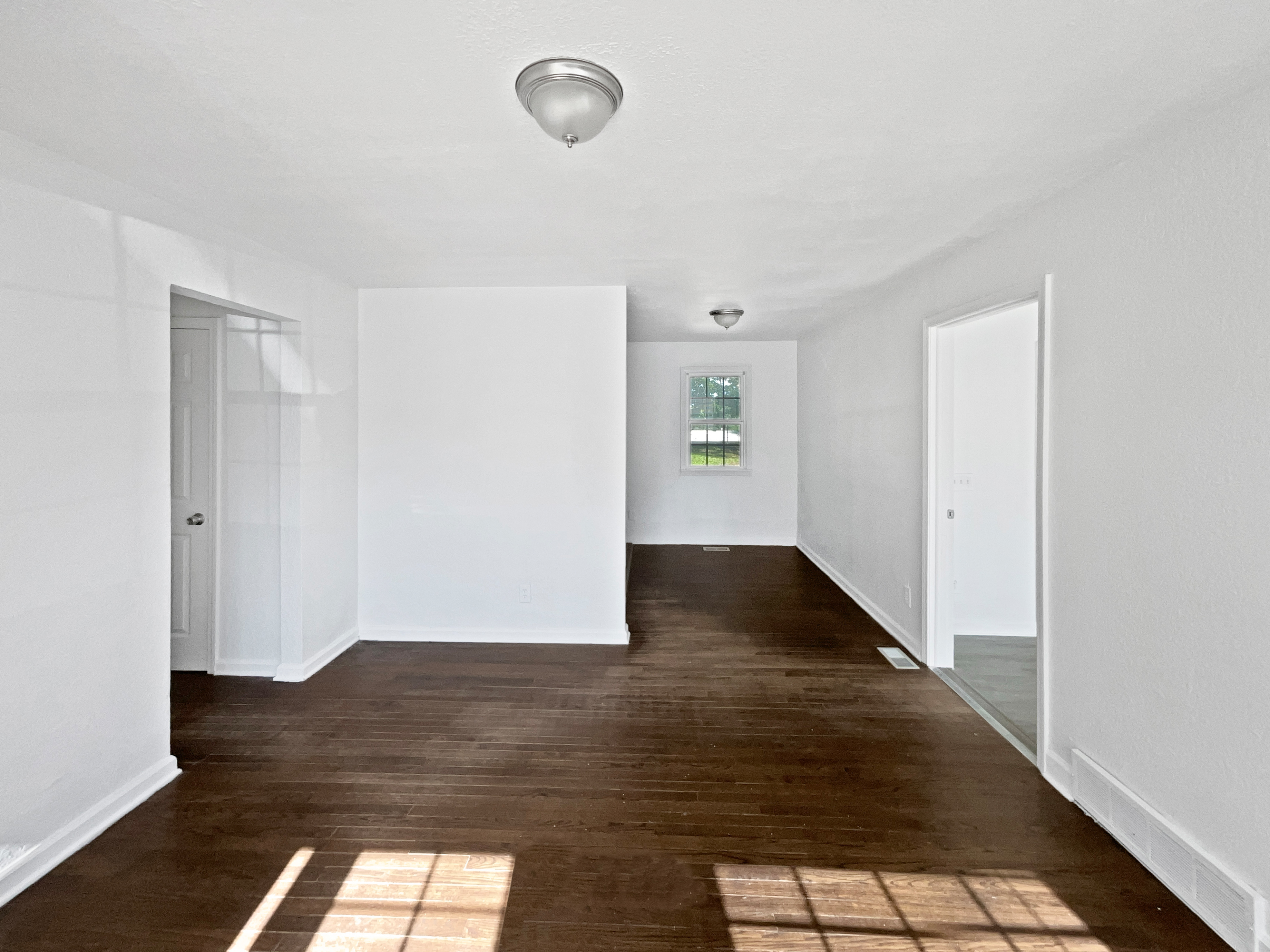 Photo 10 of 20 of 10014 Hardesty Ave, Kansas City, MO