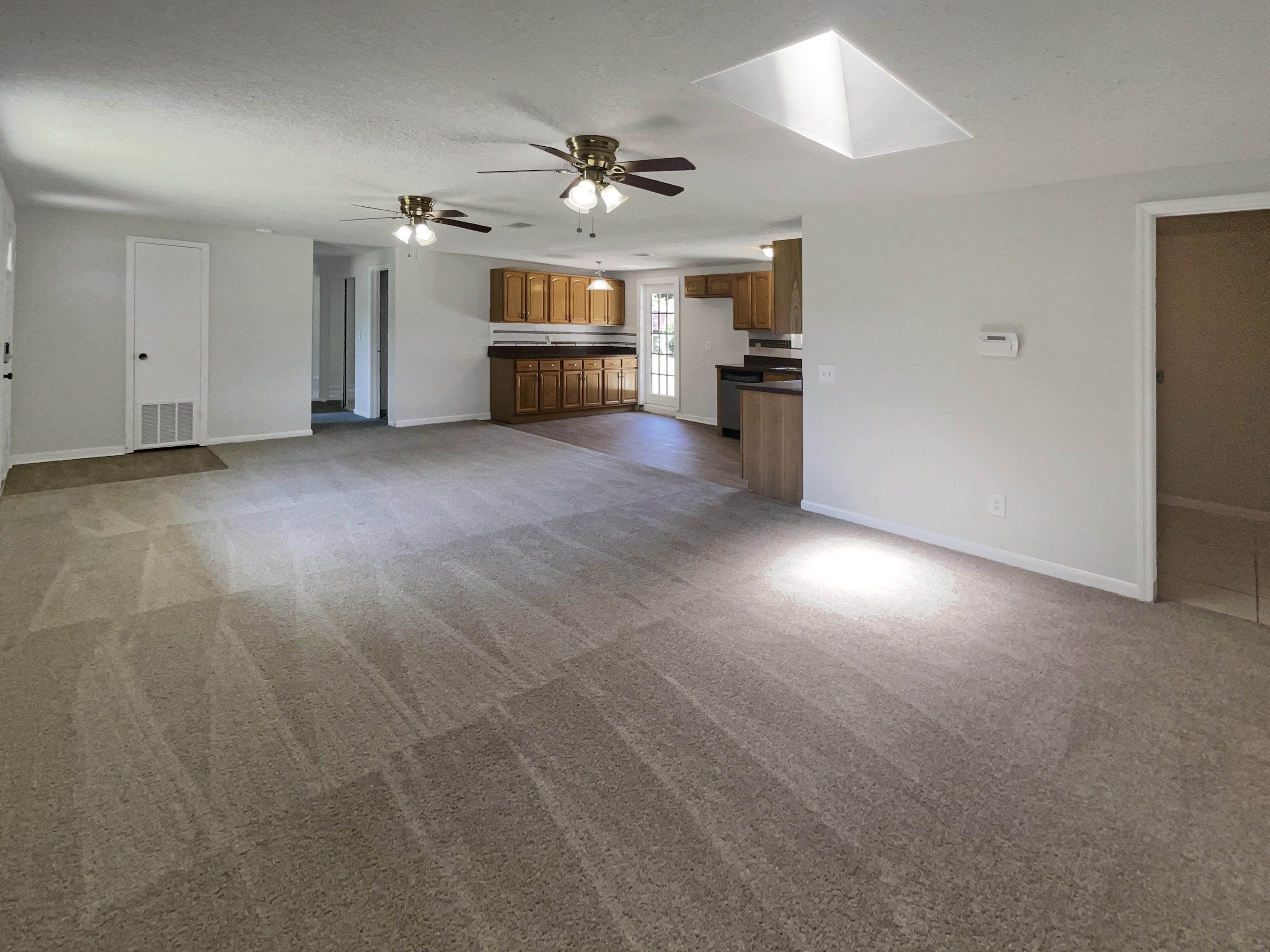 Photo 15 of 19 of 2772 Commanche Ave, Orange Park, FL