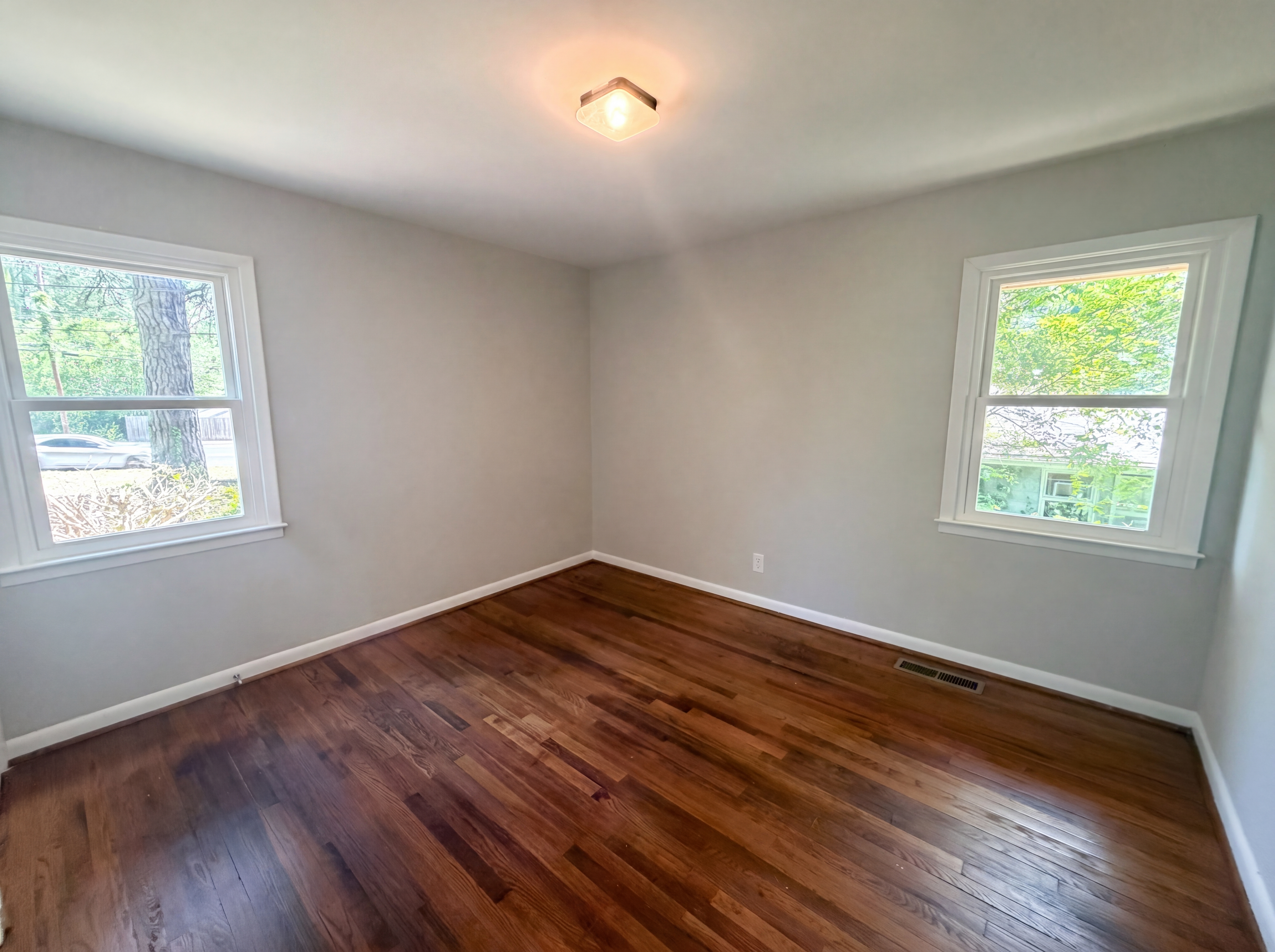 Photo 4 of 15 of 2405 N Duke St, Durham, NC