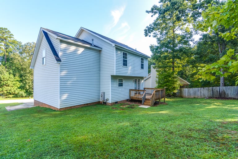 Photo 16 of 16 - 100 Spring Peak Ct, Holly Springs, NC 27540