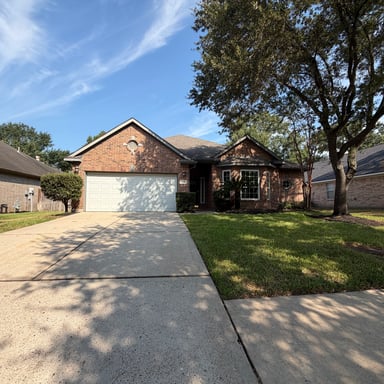 Property photo 1 of 20402 Willow Trace Dr
