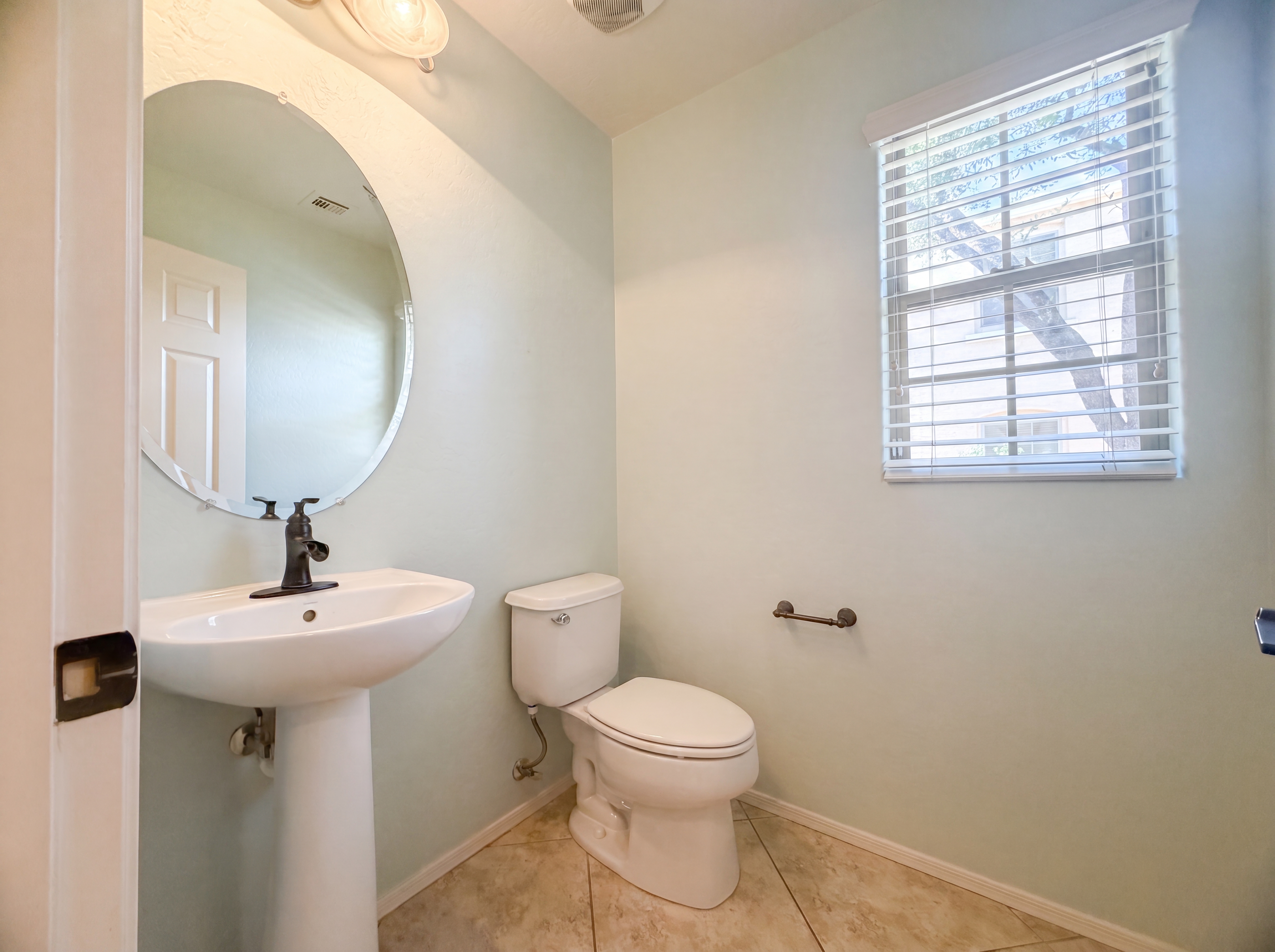 Photo 11 of 18 of 2784 E Megan St, Gilbert, AZ