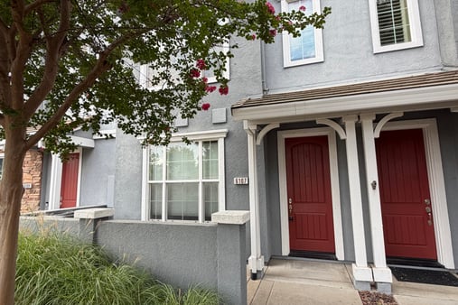 Photo 1 of 31 of 6107 Lonetree Blvd, Rocklin, CA