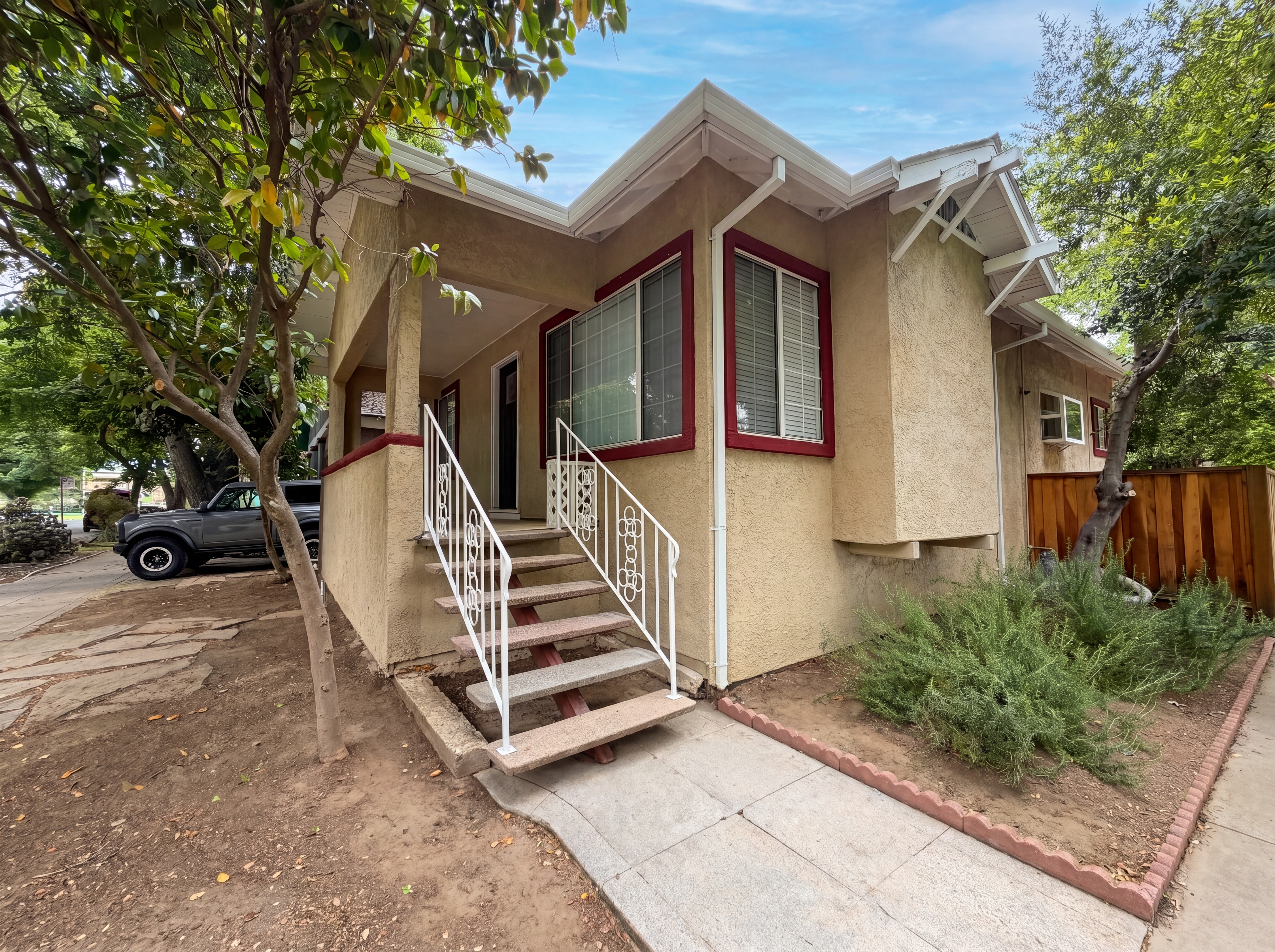 Photo 38 of 45 of 231 22nd St, Sacramento, CA