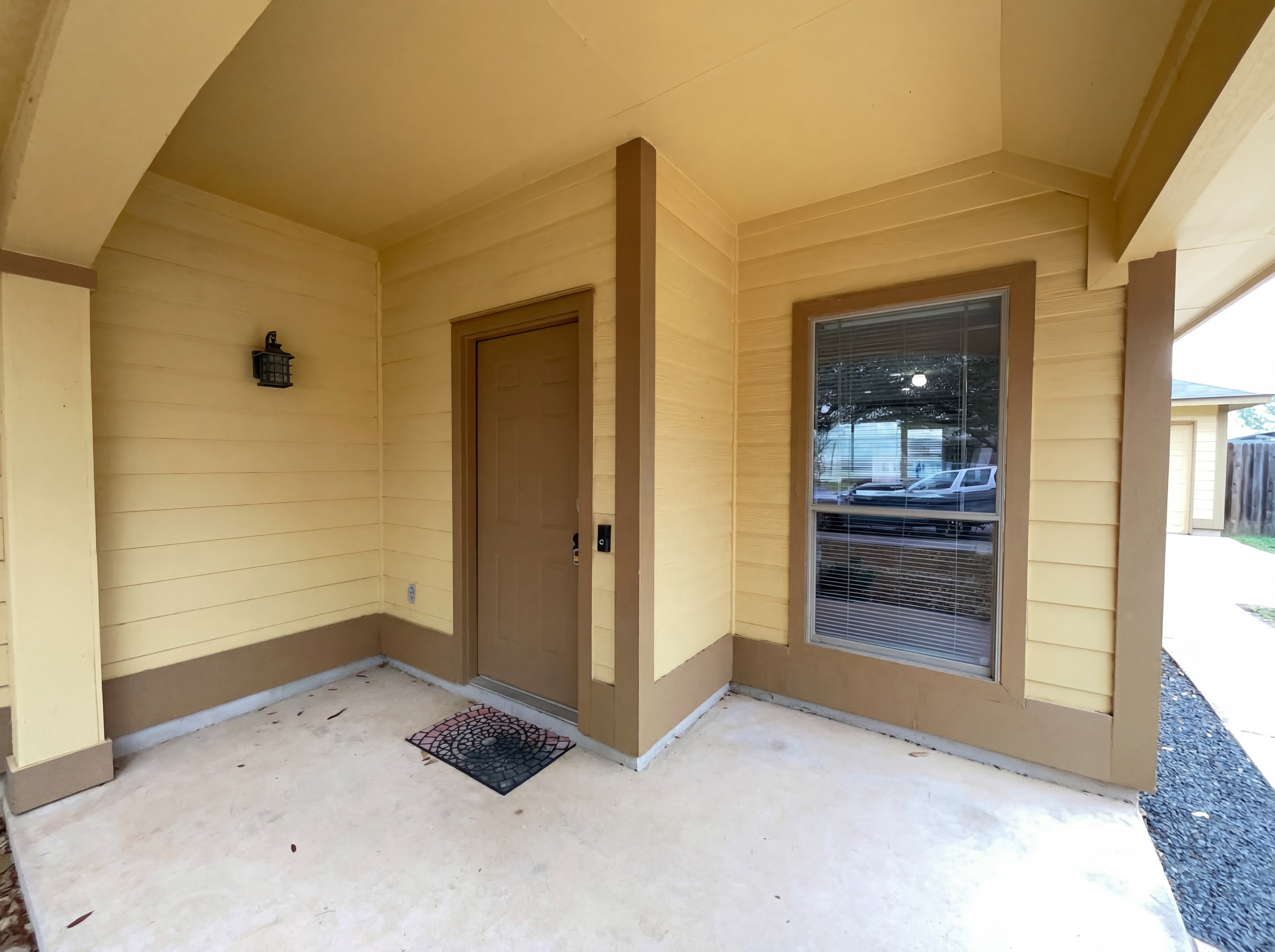 Photo 9 of 34 of 15102 Imes Ln, Austin, TX