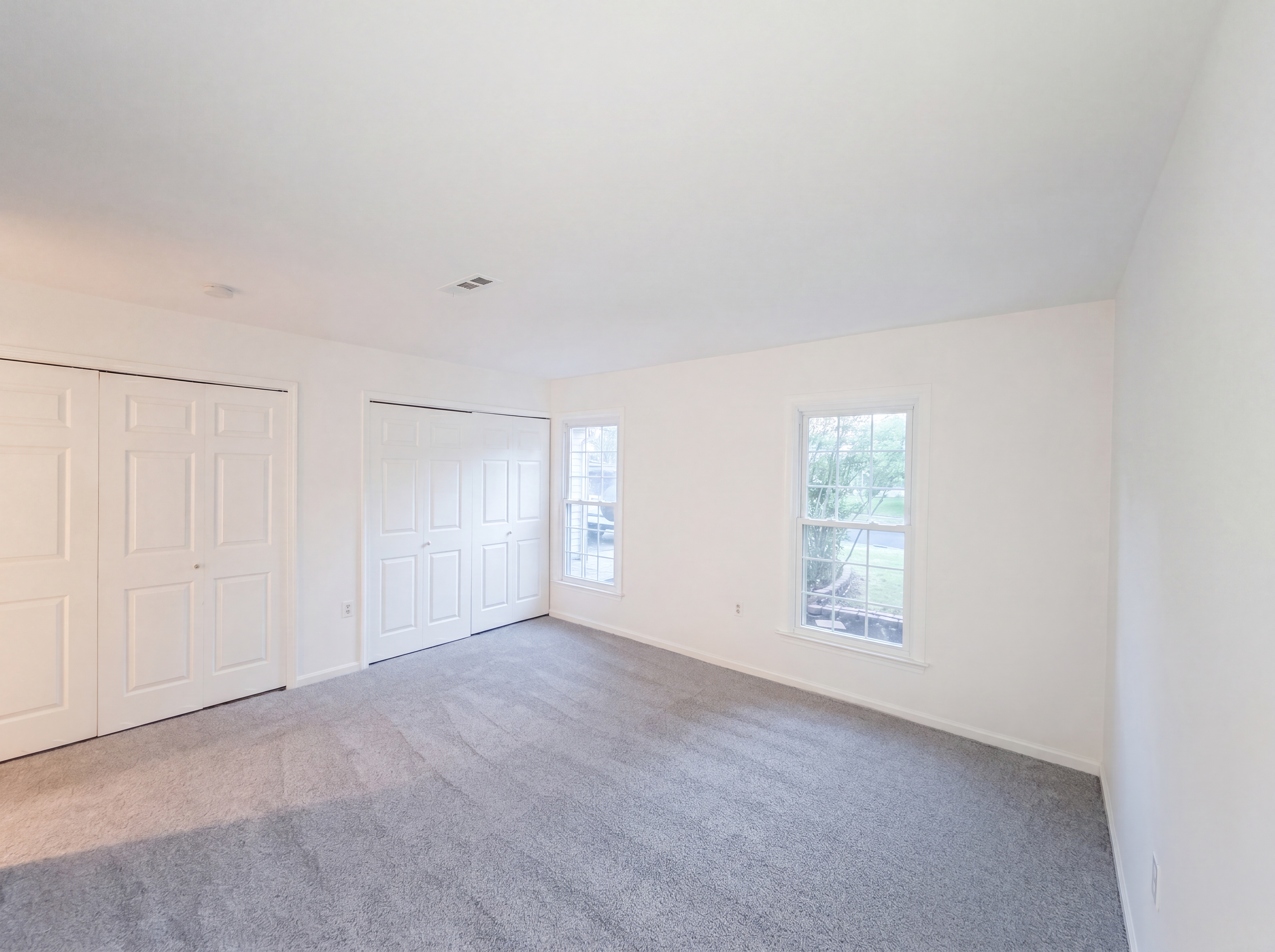 Photo 4 of 51 of 8947 Rosewood St, Manassas, VA
