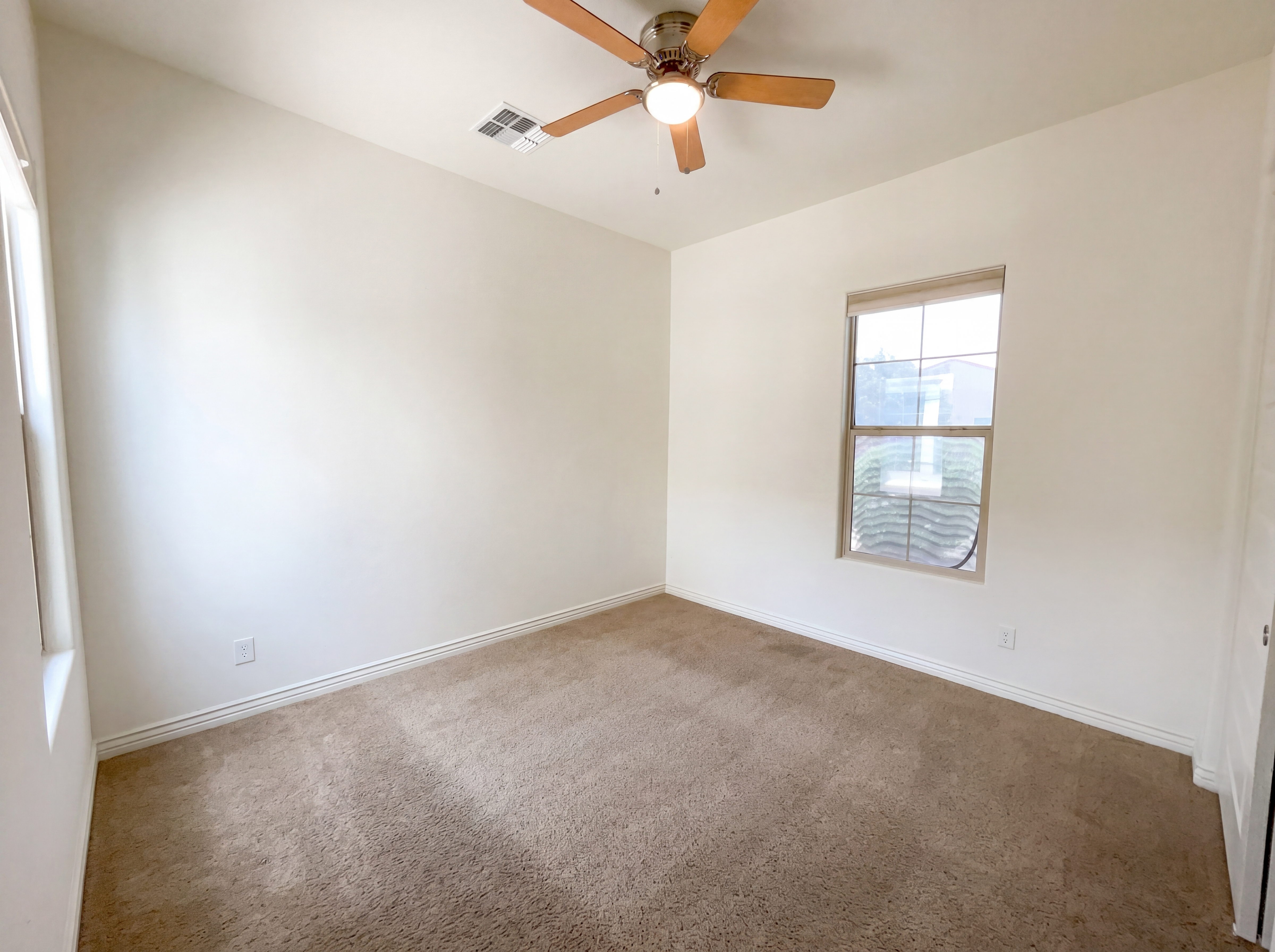 Photo 14 of 29 of 2312 E Susan Dr, Gilbert, AZ