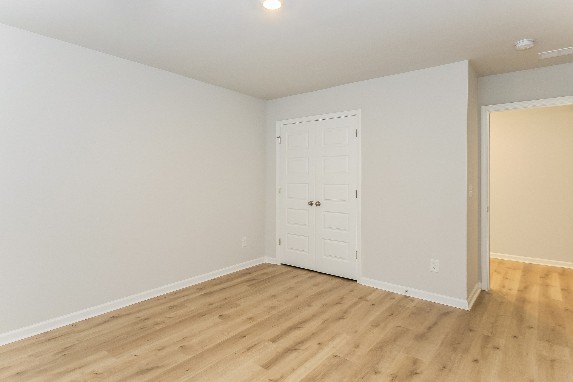 Photo 11 of 23 of 216 Red Bluff St, Summerville, SC