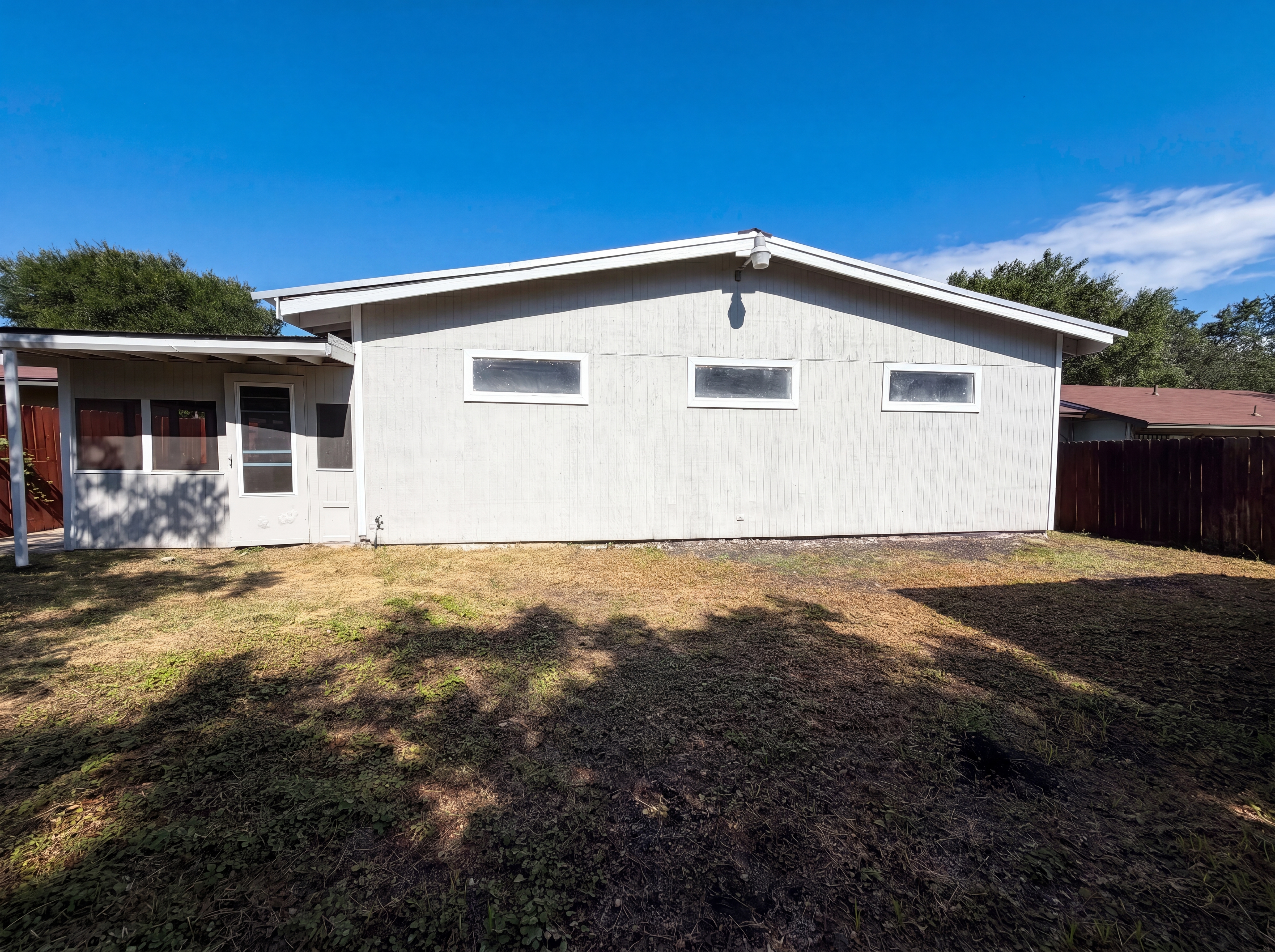Photo 5 of 17 of 7627 Glen Fls, San Antonio, TX