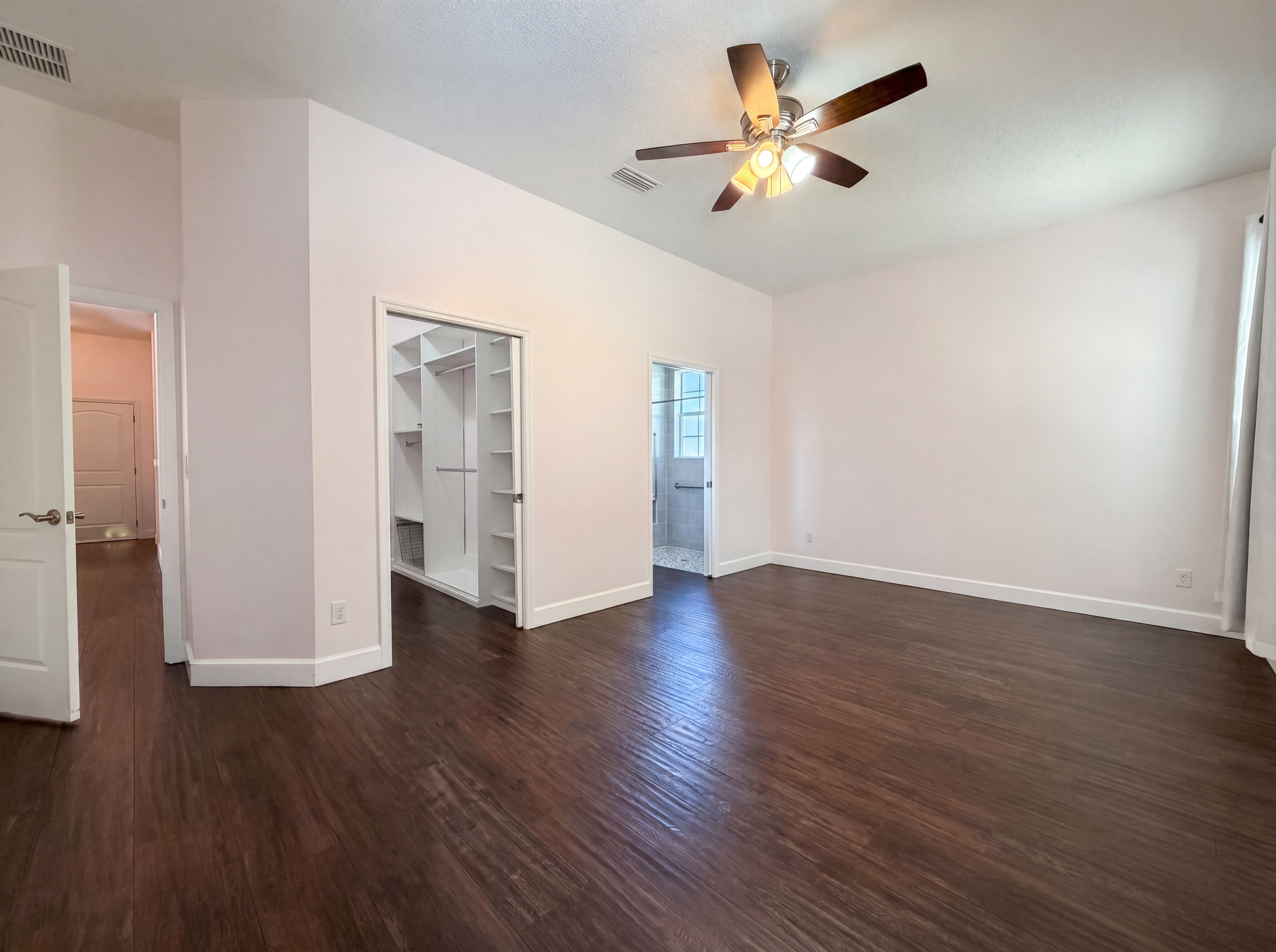 Photo 4 of 23 of 11215 Martin Lakes Dr N, Jacksonville, FL