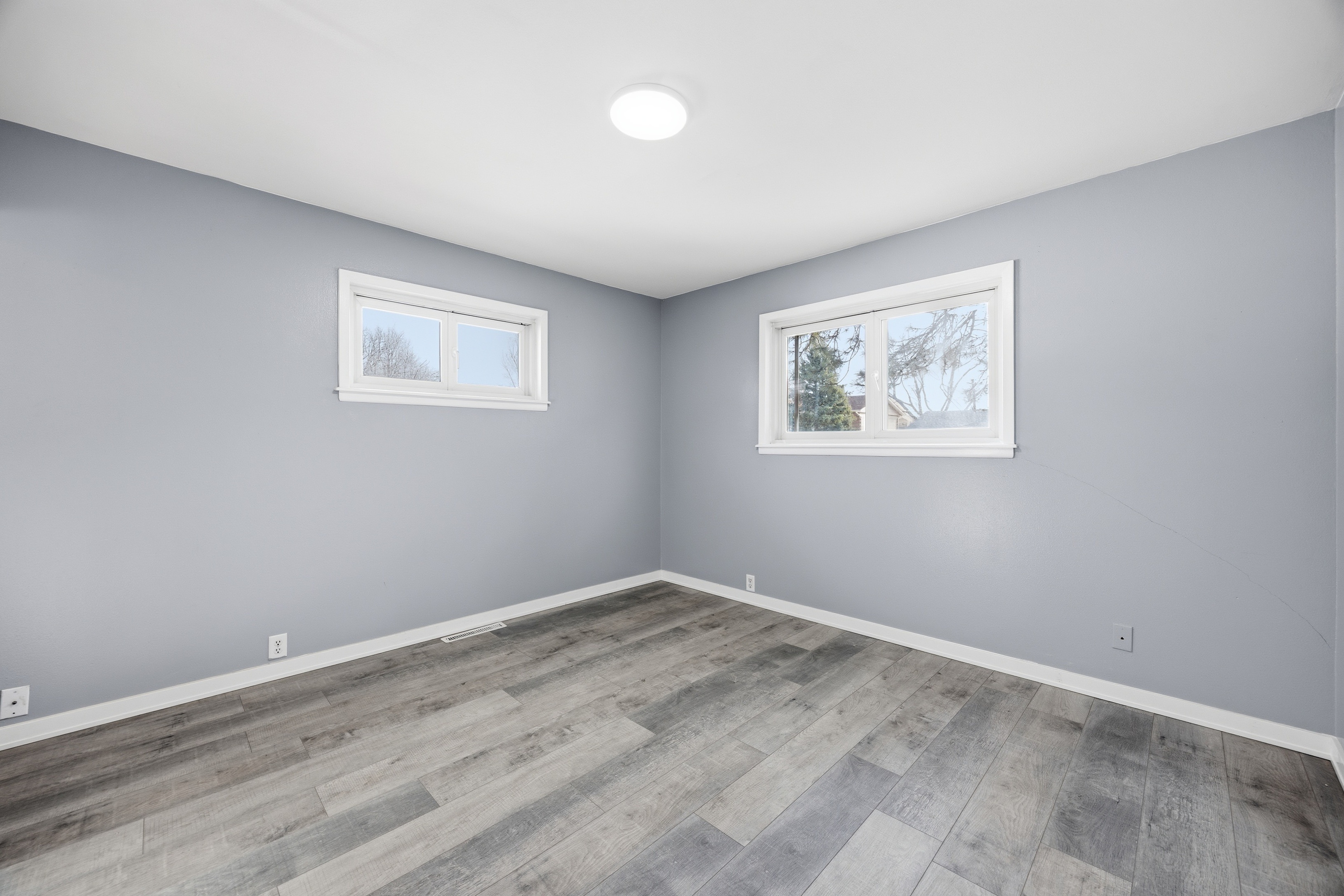 Photo 18 of 40 of 1014 Fosdick Dr, Colorado Springs, CO